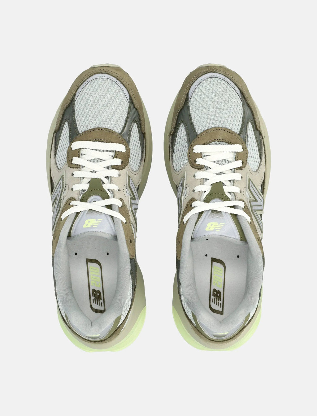 Оригінальна 2010 Abzorb Runner Sneaker New balance – вид ззаду