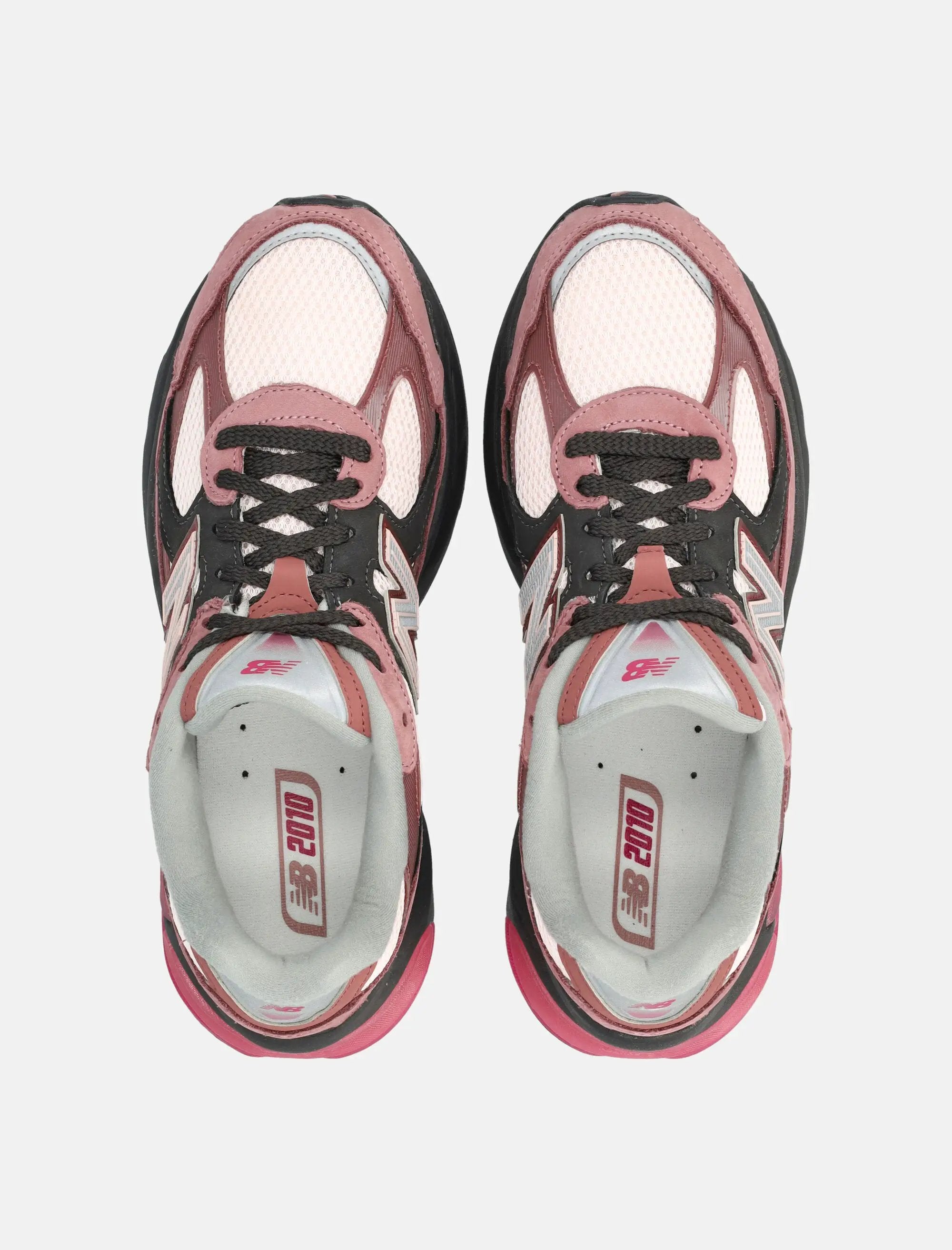 2010 Abzorb Sneaker New balance оригінал – Купити в Україні – вид ззаду