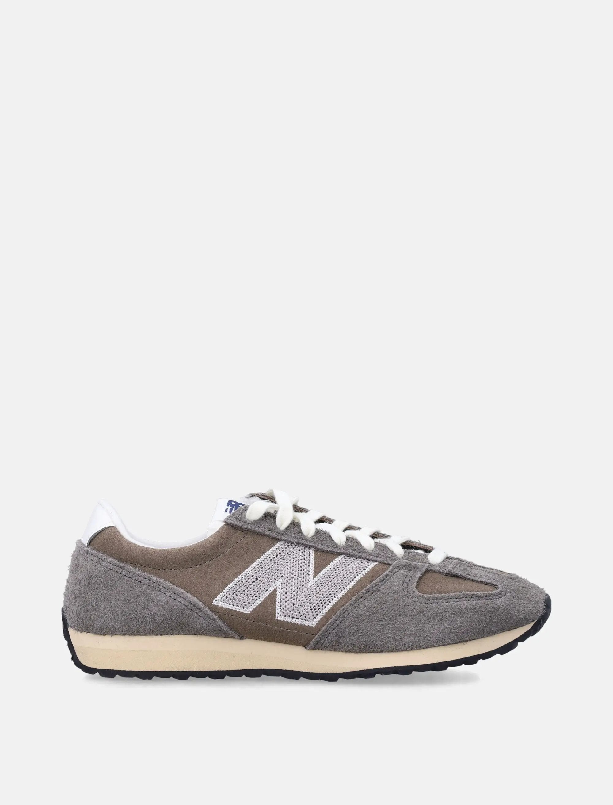 Оригінальна 471 Sneakers Tornado New balance – боковий вид