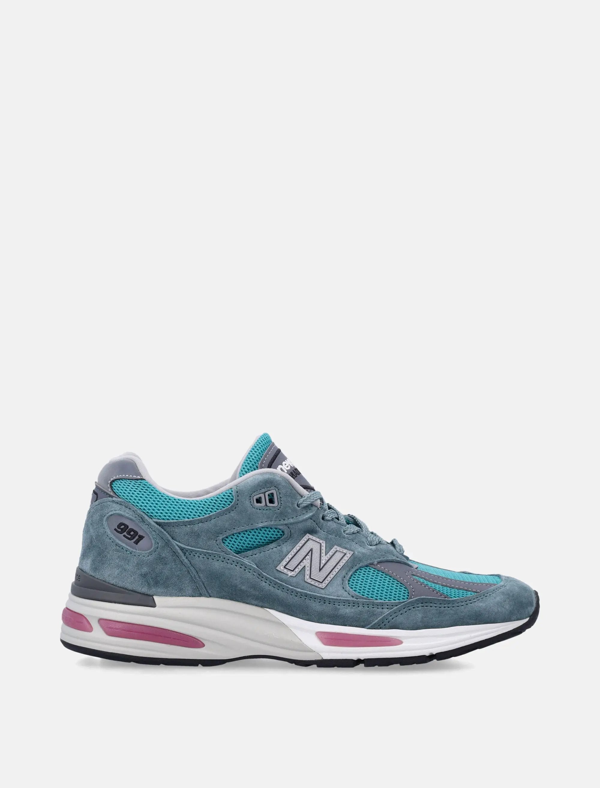 Оригінальна 991v2 Made In Uk Porcelain Green Sneakers New balance – боковий вид