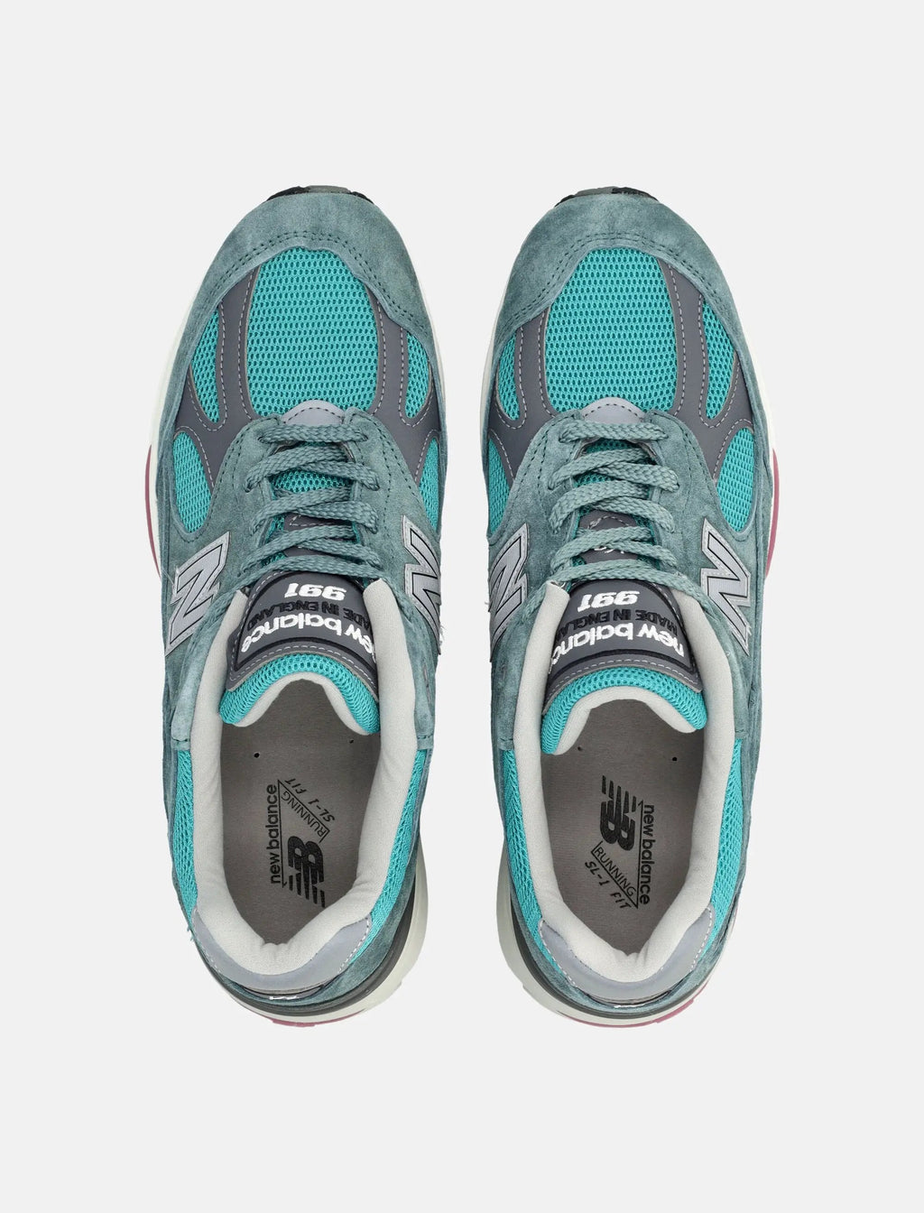 Оригінальна 991v2 Made In Uk Porcelain Green Sneakers New balance – вид ззаду