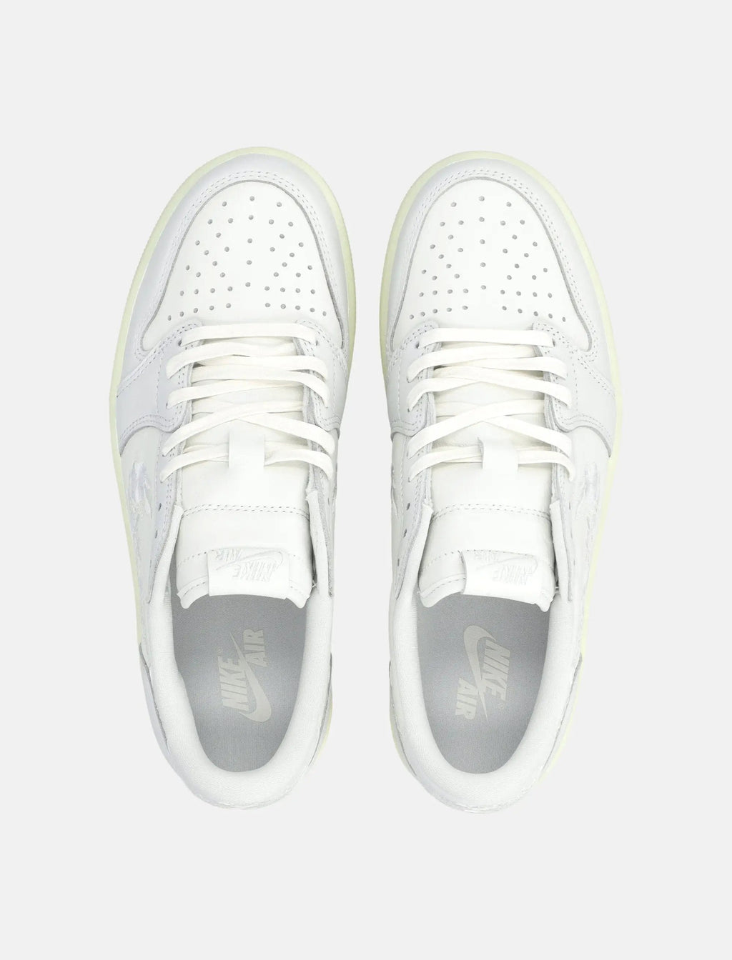 Air Jordan 1 Retro Low Sneakers Nike оригінал – Купити в Україні – вид ззаду