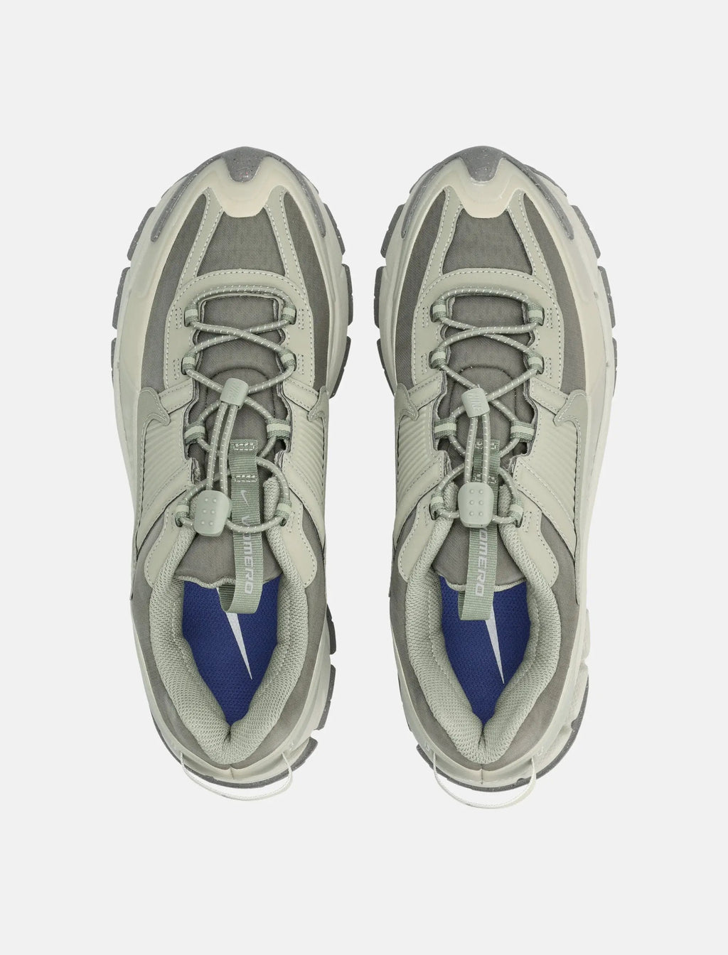 Оригінальна Zoom Vomero Roam Nike – вид ззаду