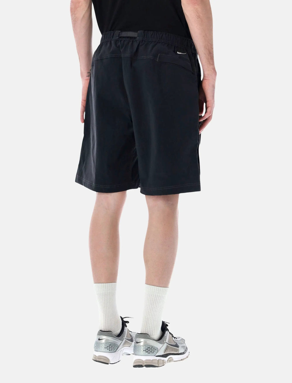 Оригінальна Cargo Shorts Nike – вид ззаду