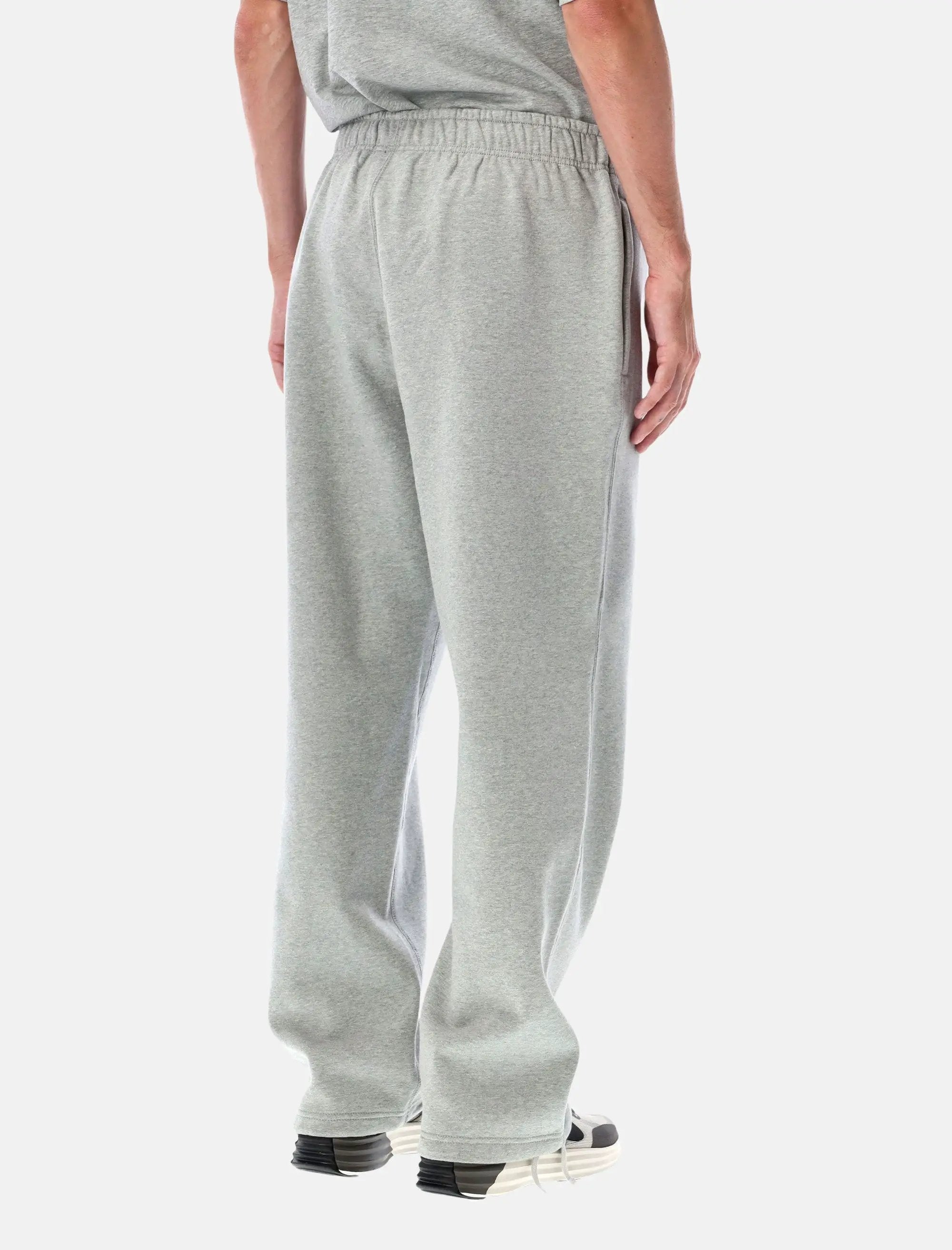 Оригінальна Solo Swoosh Cotton Sweatpants Nike – вид ззаду