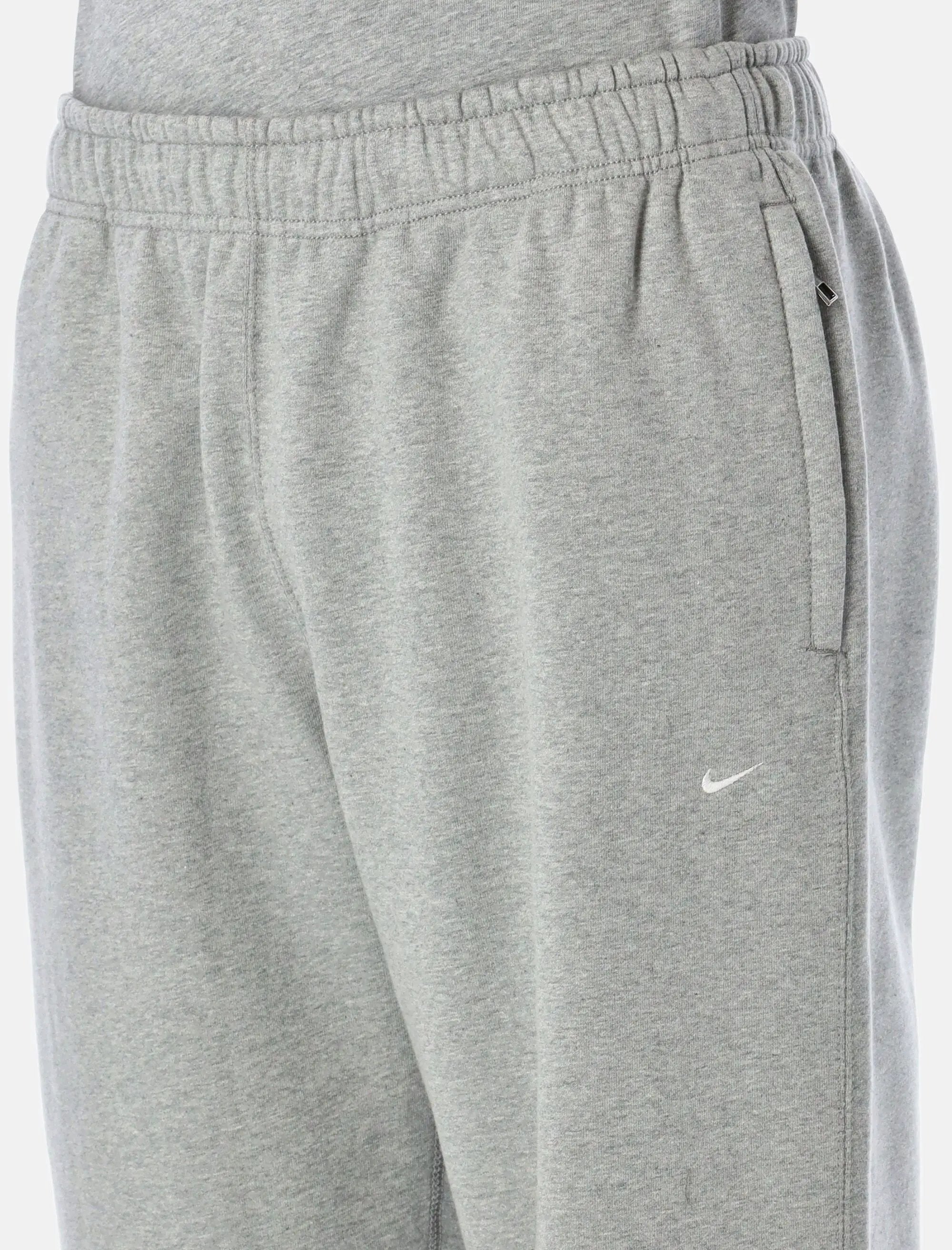 Оригінальна Solo Swoosh Cotton Sweatpants Nike – детальний вид