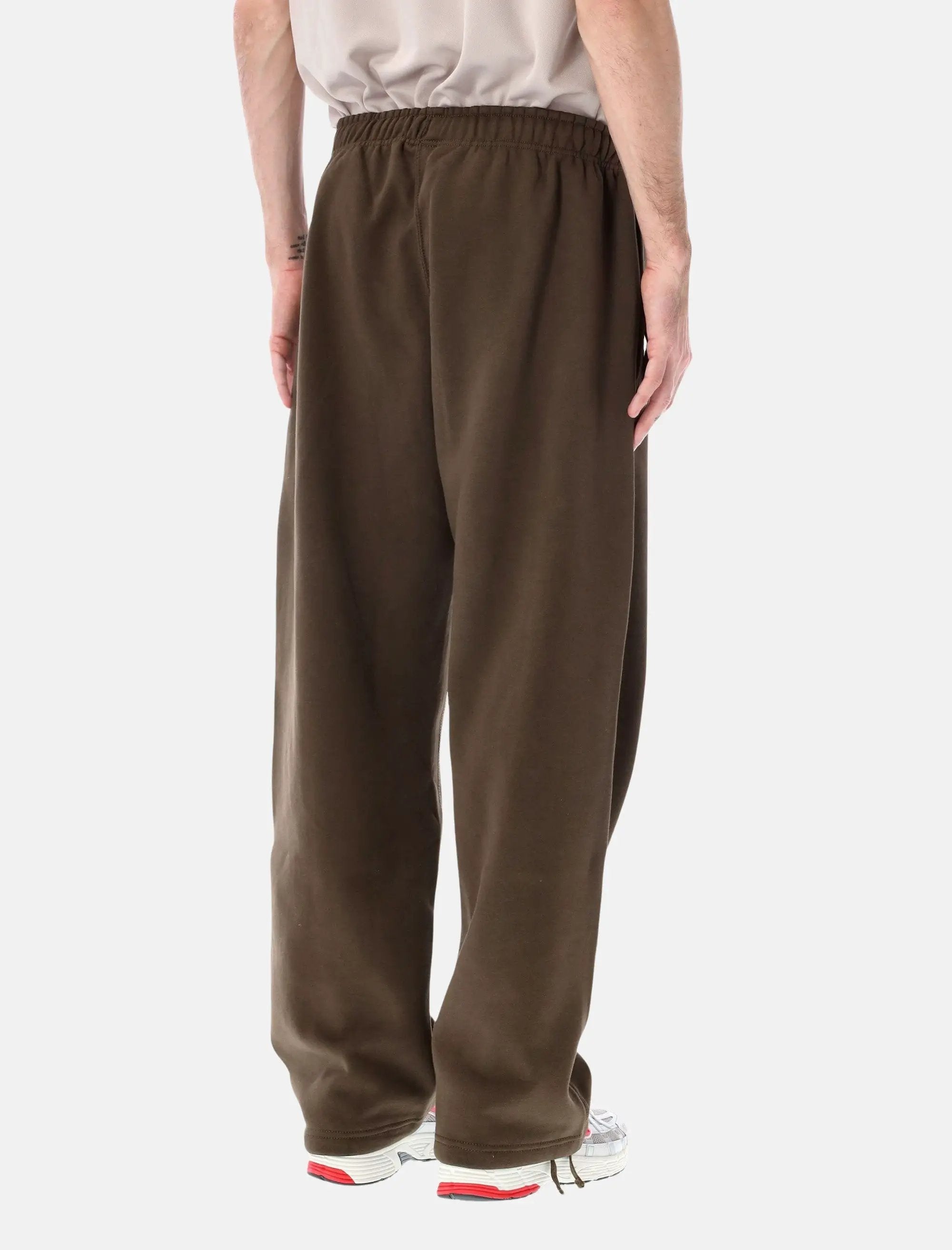 Оригінальна Solo Swoosh Cotton Sweatpants Nike – вид ззаду