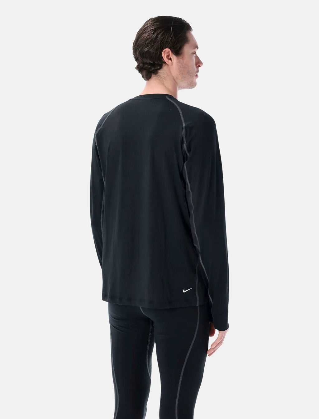 Wildsee Long Sleeve Base Layer Nike – Гарантія оригінальності – вид ззаду