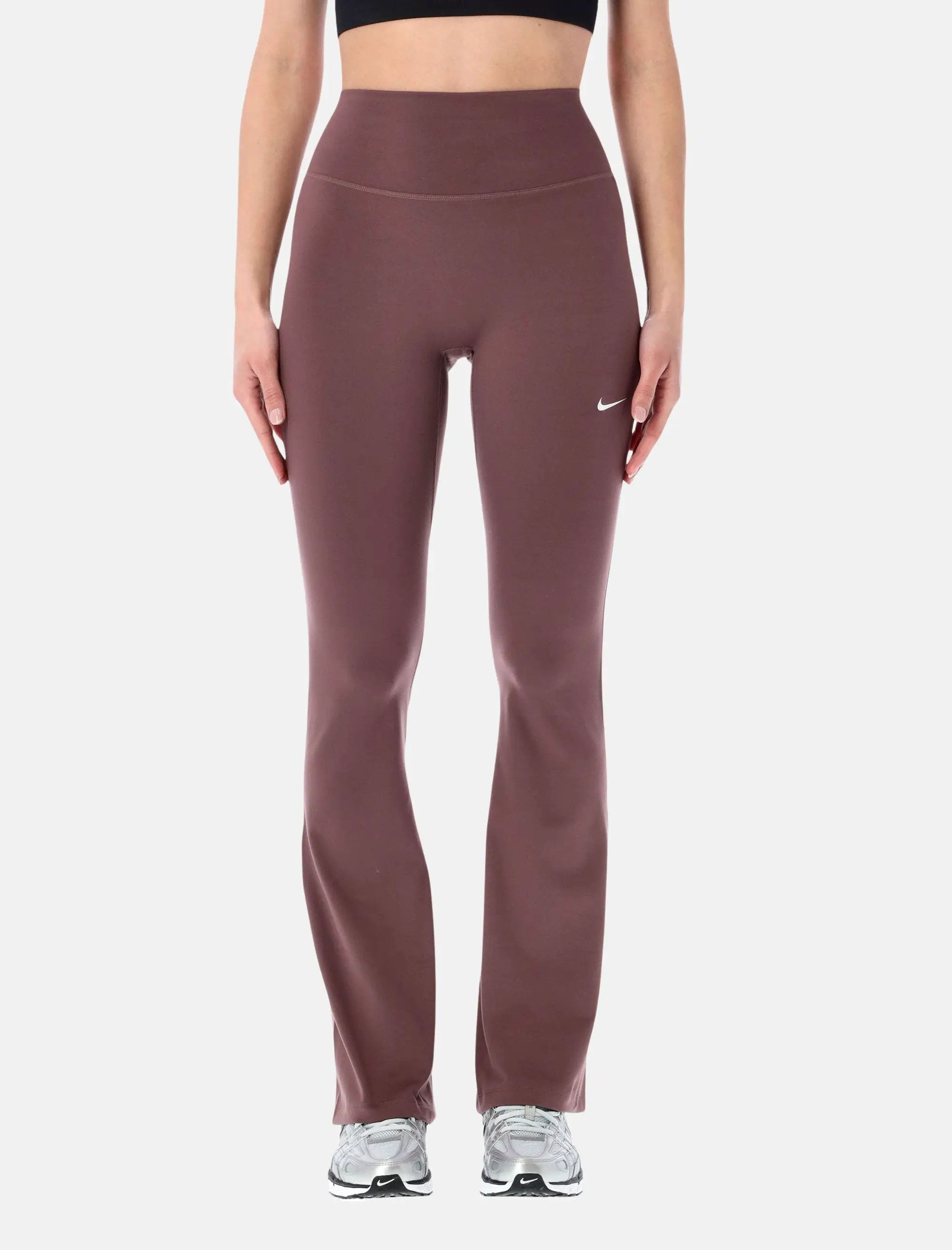 High Waisted Flared Leggings Nike оригінал – Купити в Україні – боковий вид