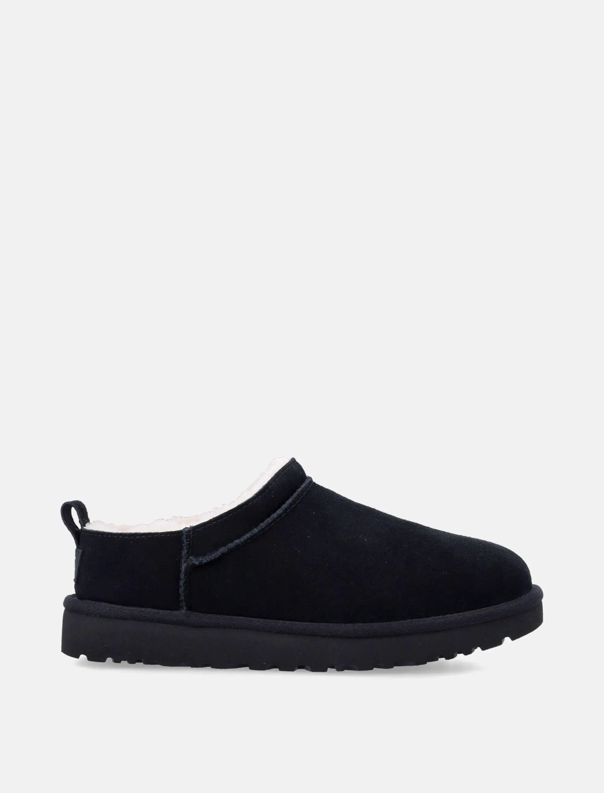 Оригінальна Classic Micro Suede Sheepskin Boots Ugg – боковий вид