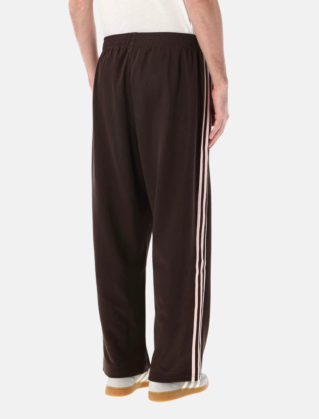 Оригінальна Baggy Training Pants Adidas – вид ззаду