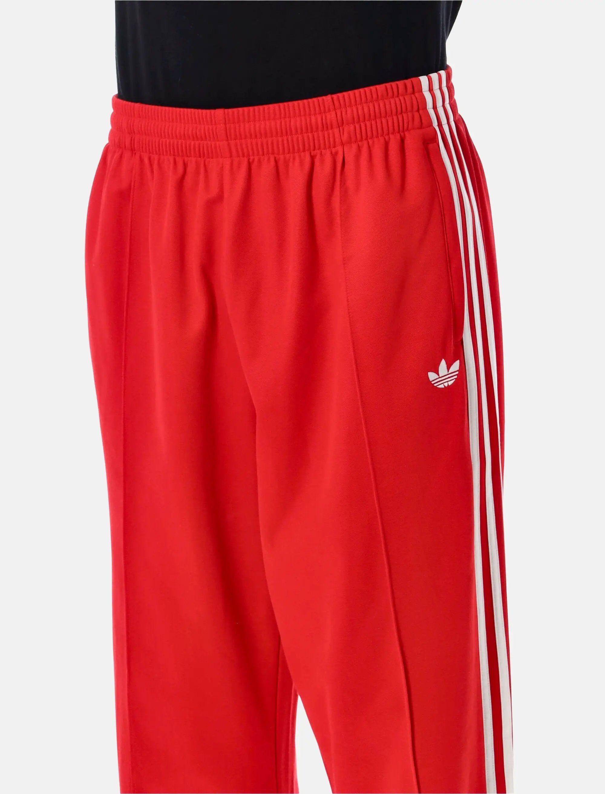 Оригінальна Baggy Track Pants Adidas – детальний вид