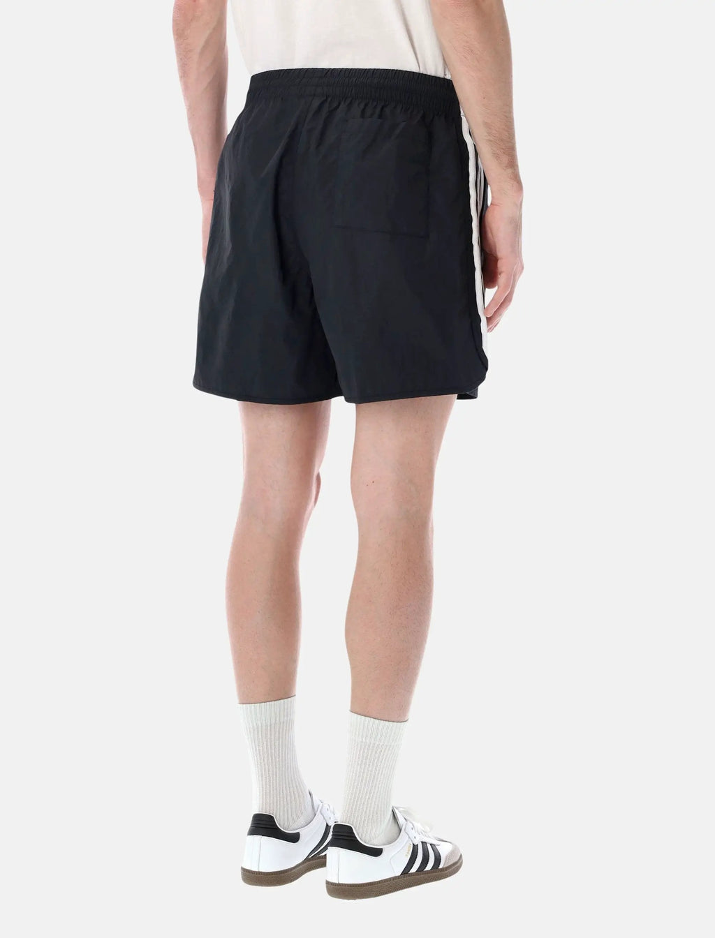 Black Sprinter Shorts Adidas – Гарантія оригінальності – вид ззаду