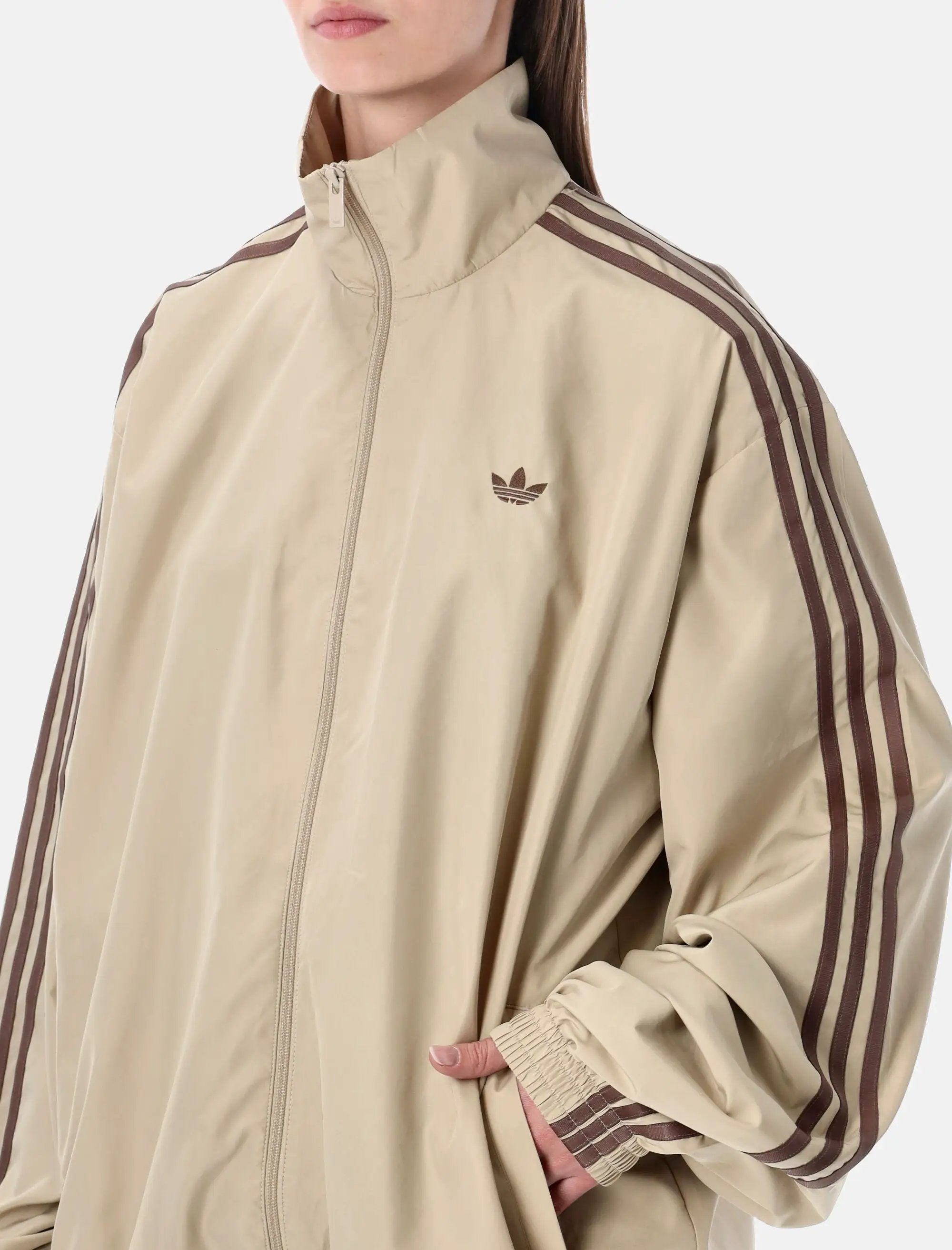 Оригінальна Firebird Oversize Jacket Adidas – детальний вид