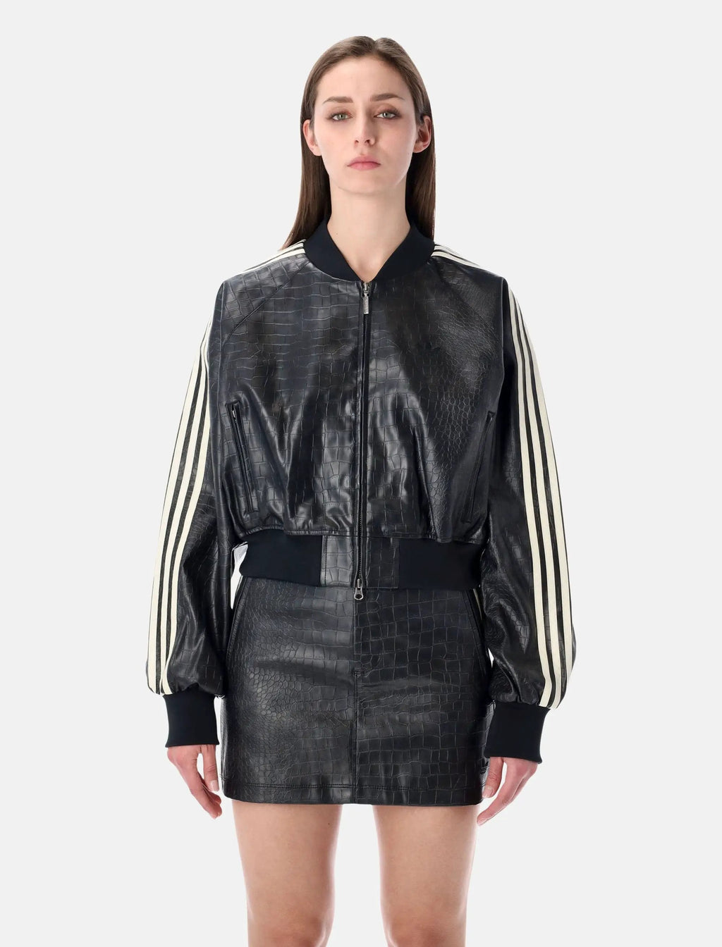 Adidas Outerwear оригінал | Швидка доставка Україна – боковий вид