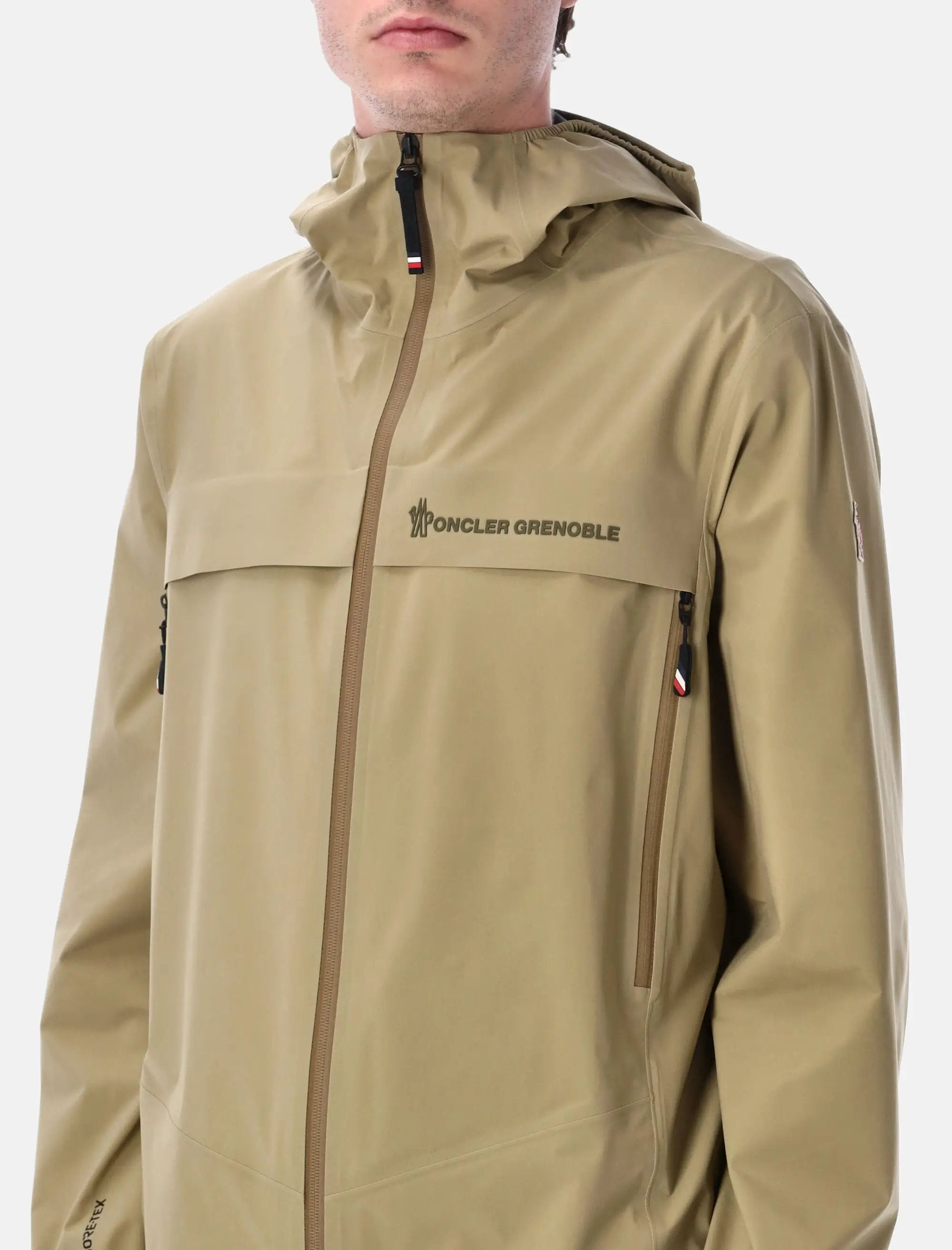 Shipton Gore Tex® Hooded Jacket Moncler оригінал – Купити в Україні – детальний вид