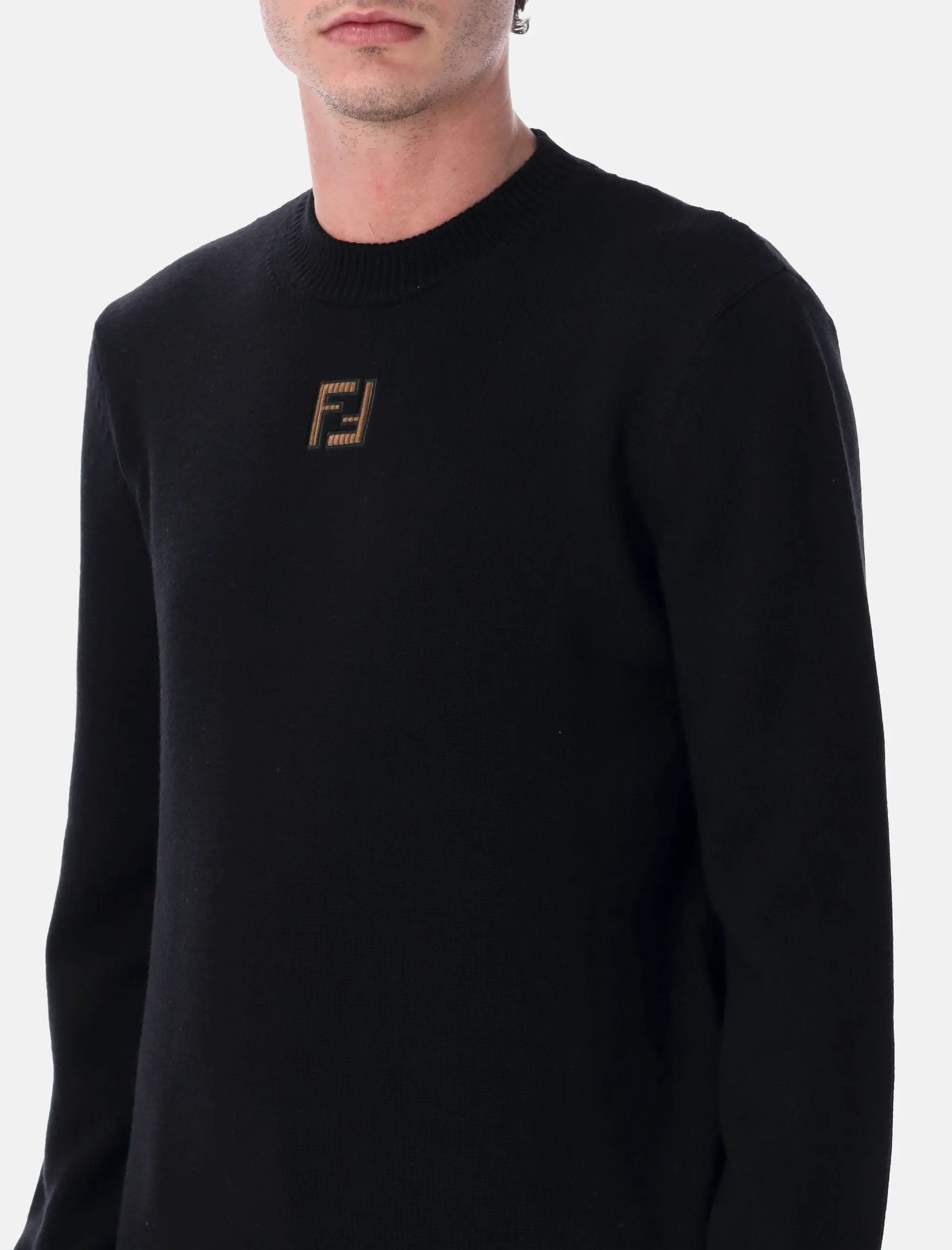 Crewneck Sweater Ff Logo Black Fendi – Гарантія оригінальності – детальний вид