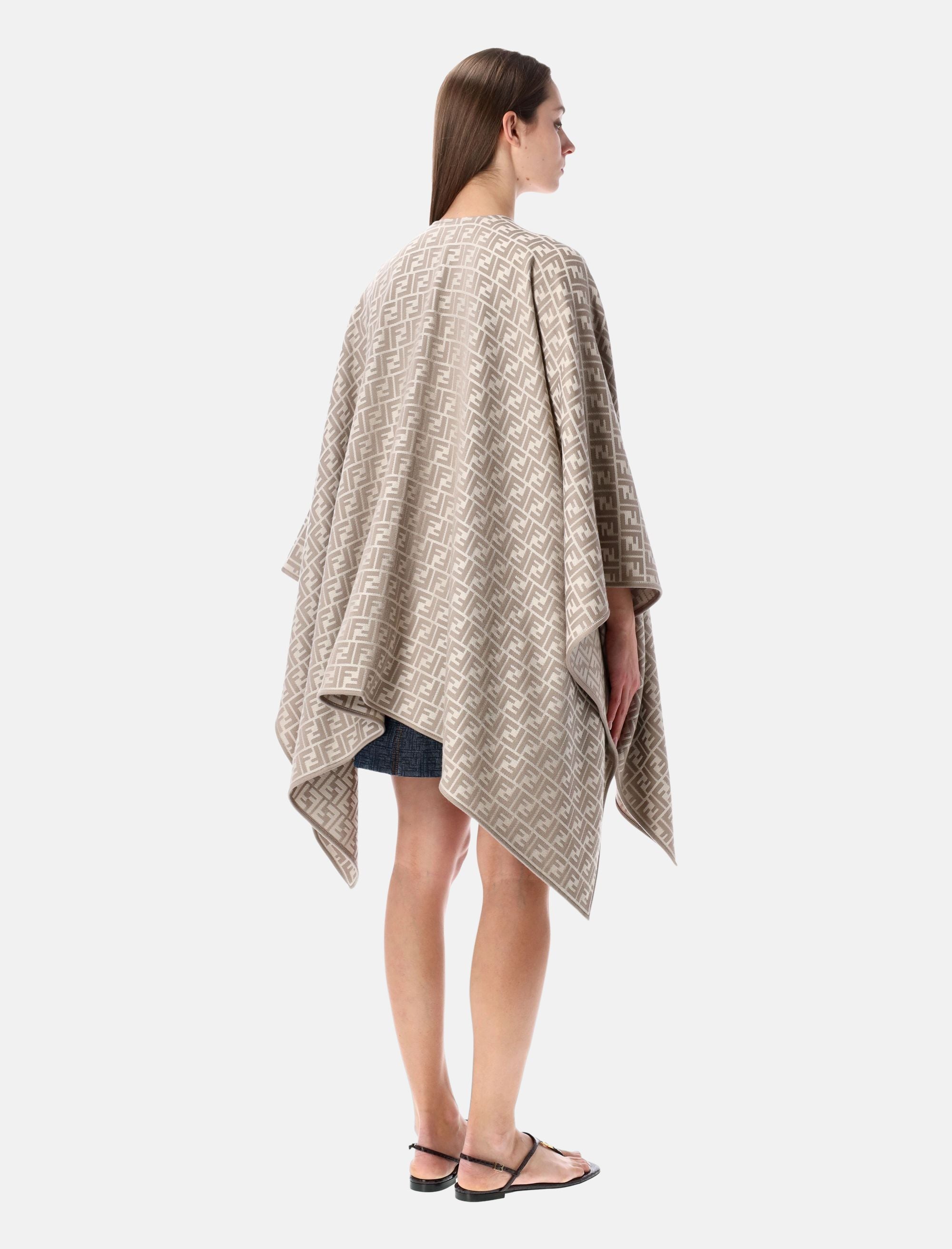 Ff Wool And Silk Poncho Fendi – Гарантія оригінальності – вид ззаду