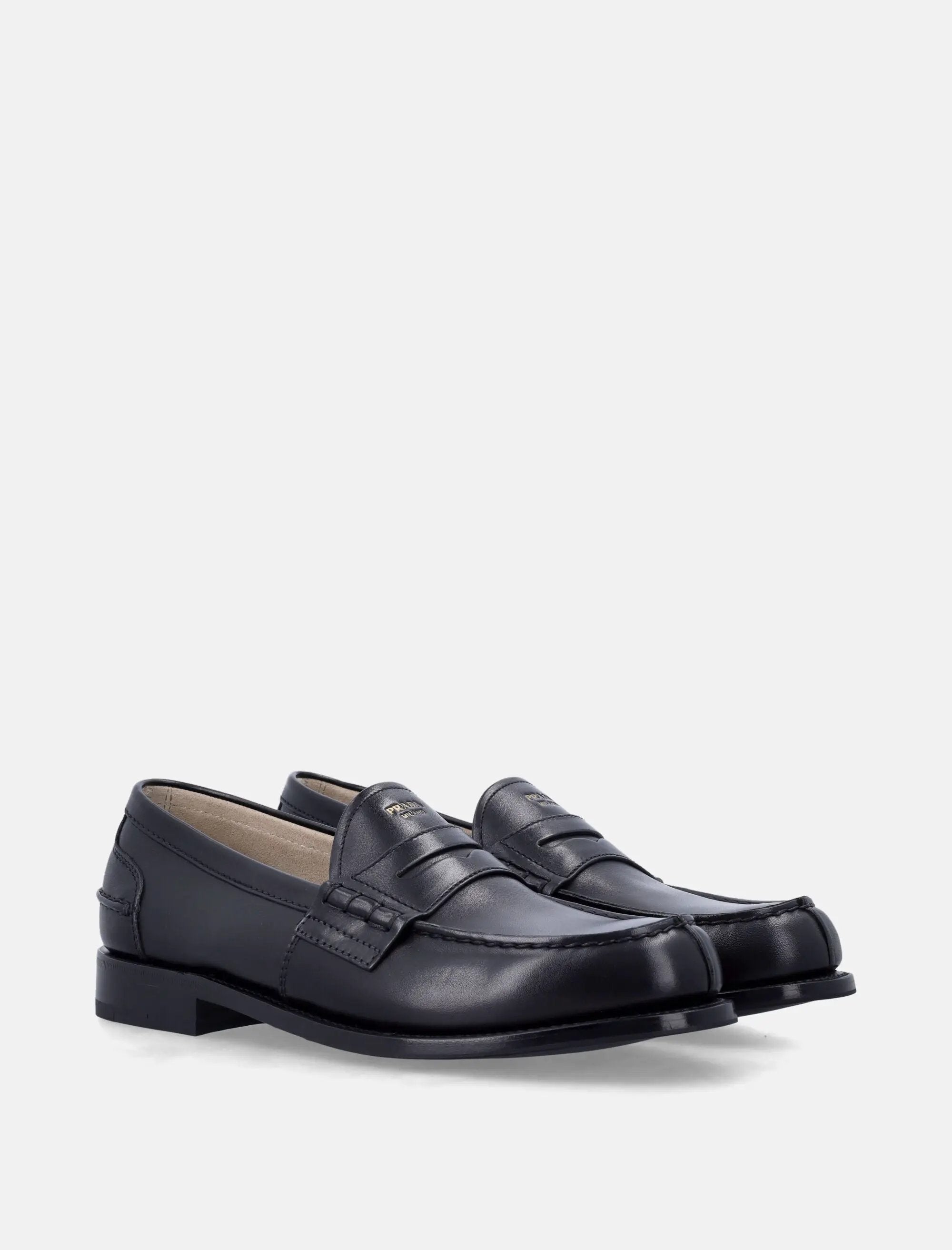 Classic Leather Loafers Prada – Гарантія оригінальності – вид ззаду