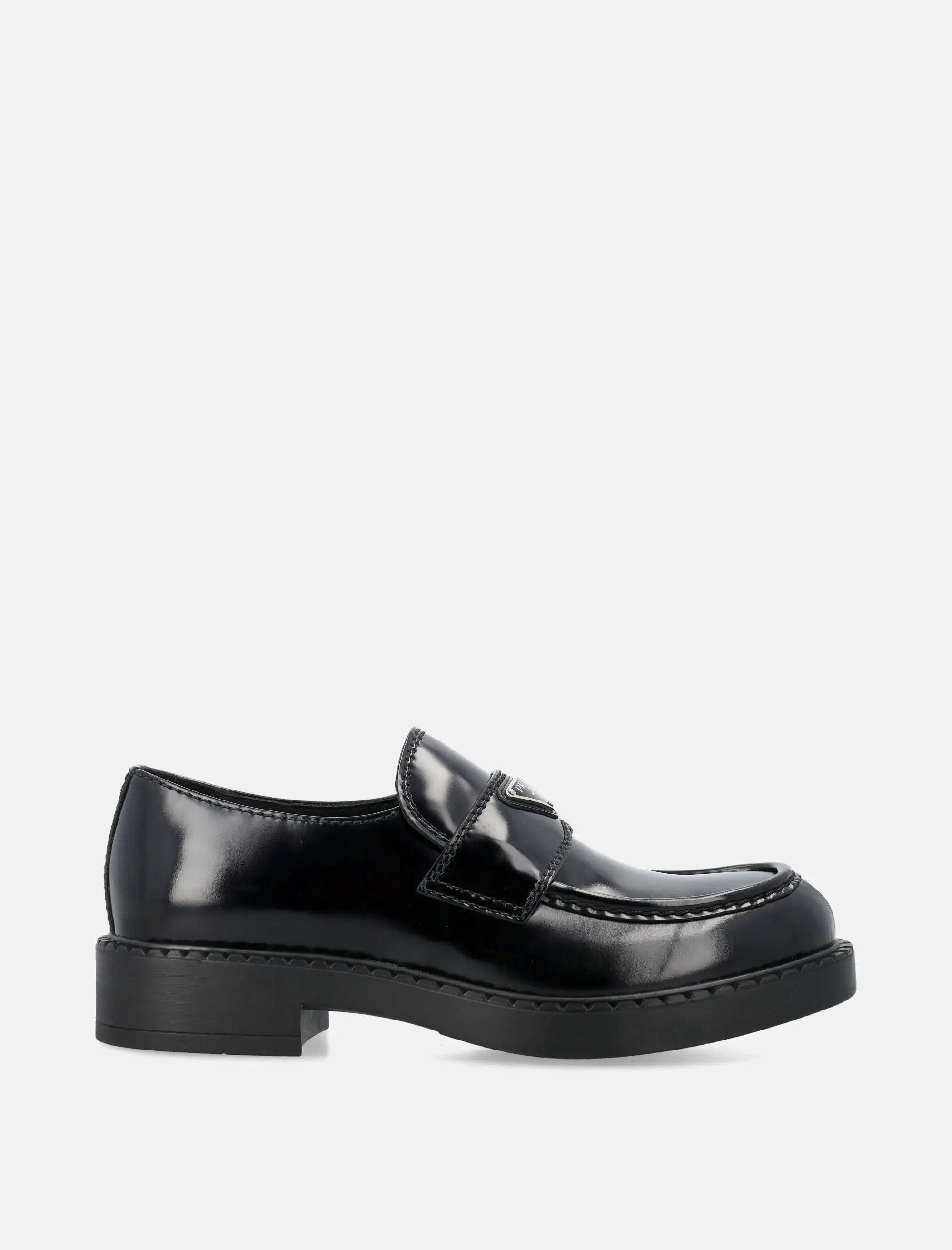 Оригінальна Chocolate Brushed Leather Loafers Prada – боковий вид