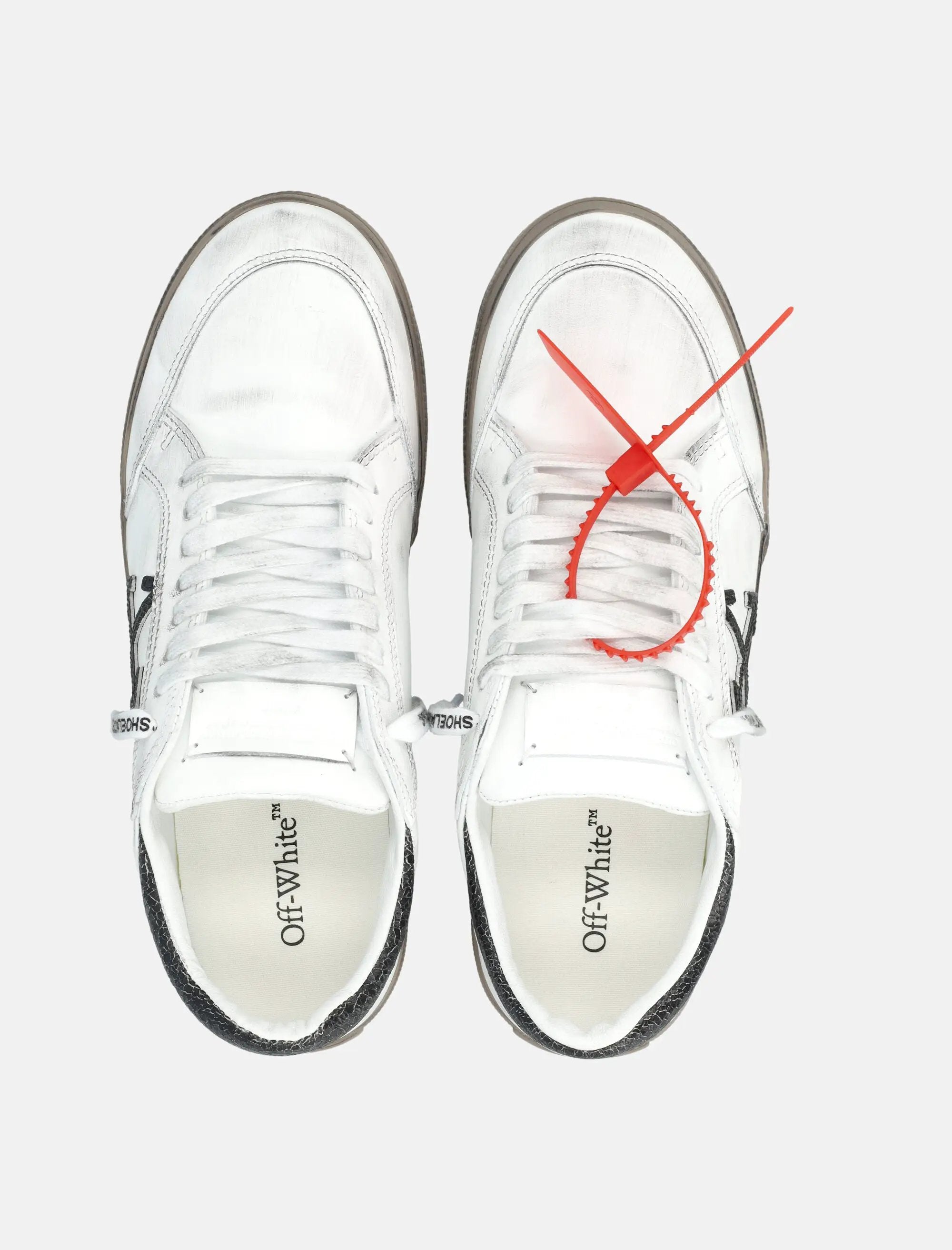 Оригінальна Vulc Low Vintage Sneakers In White Off-white – вид ззаду