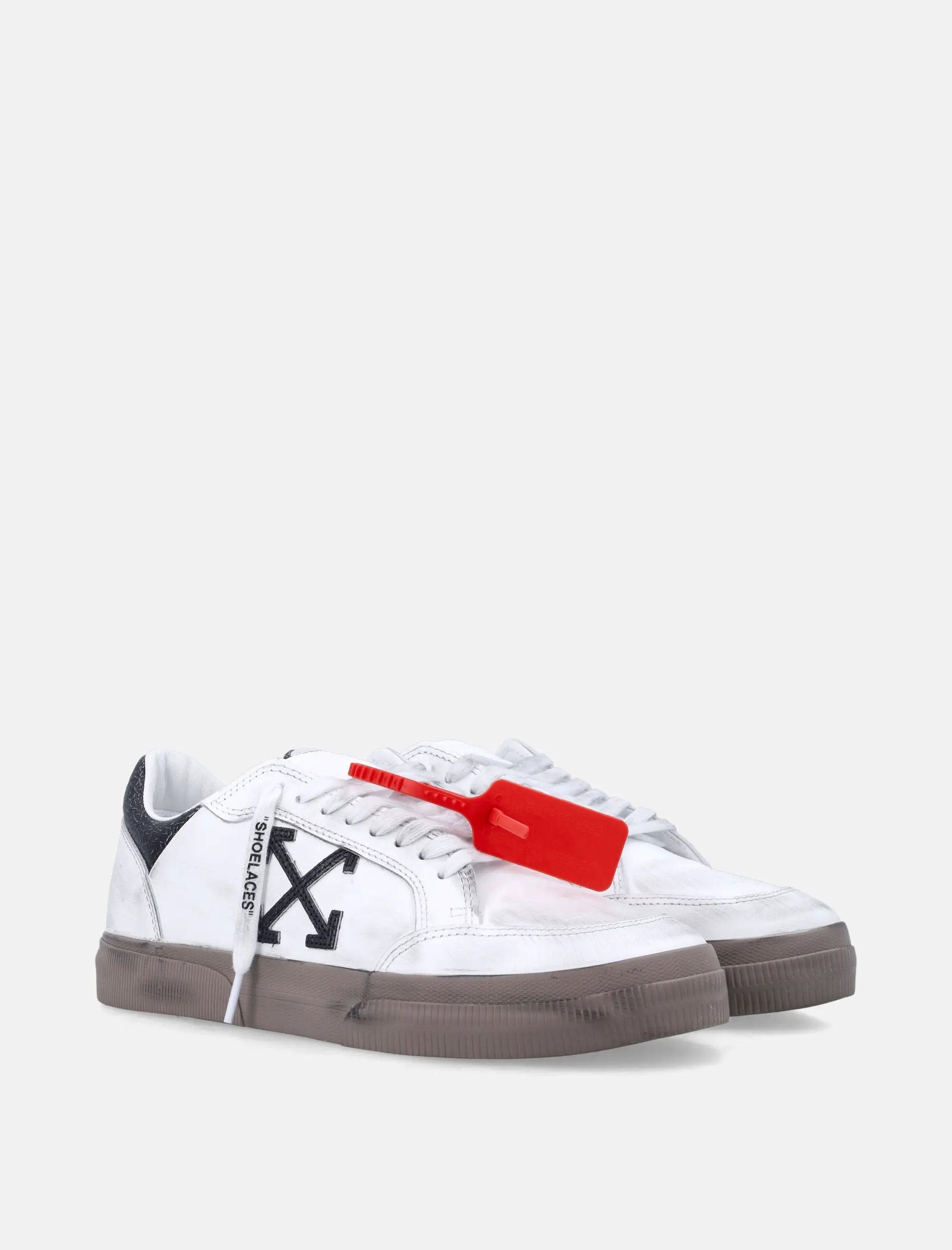 Оригінальна Vulc Low Vintage Sneakers In White Off-white – детальний вид