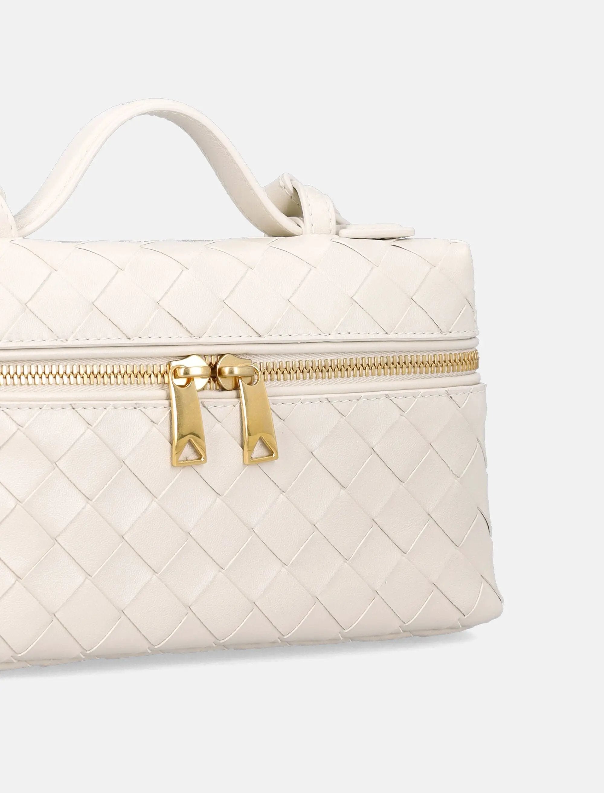 Bang Bang Vanity Case In Intrecciato Leather Bottega veneta оригінал – Купити в Україні – вид ззаду