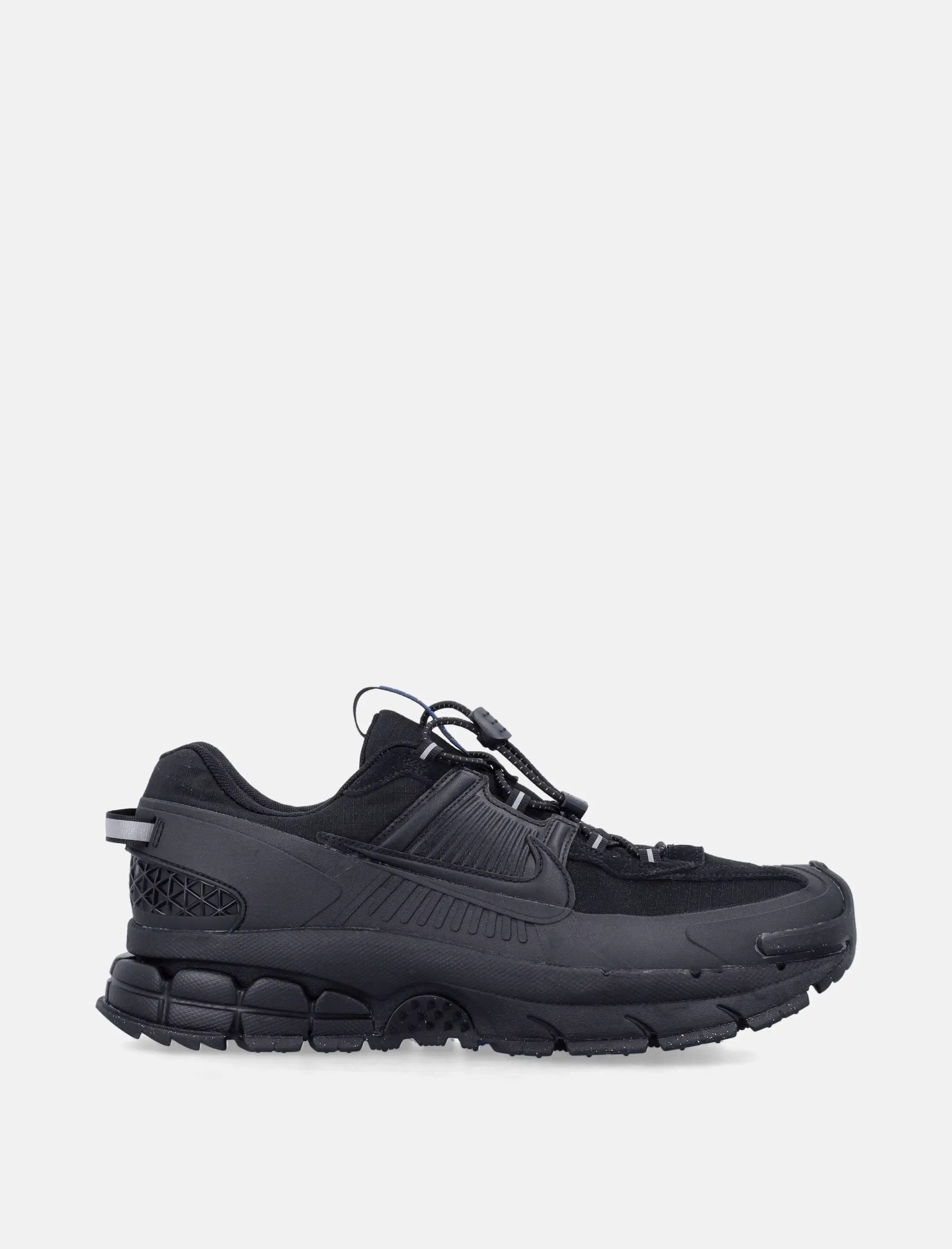 Zoom Vomero Roam Sneakers Nike – Гарантія оригінальності – боковий вид