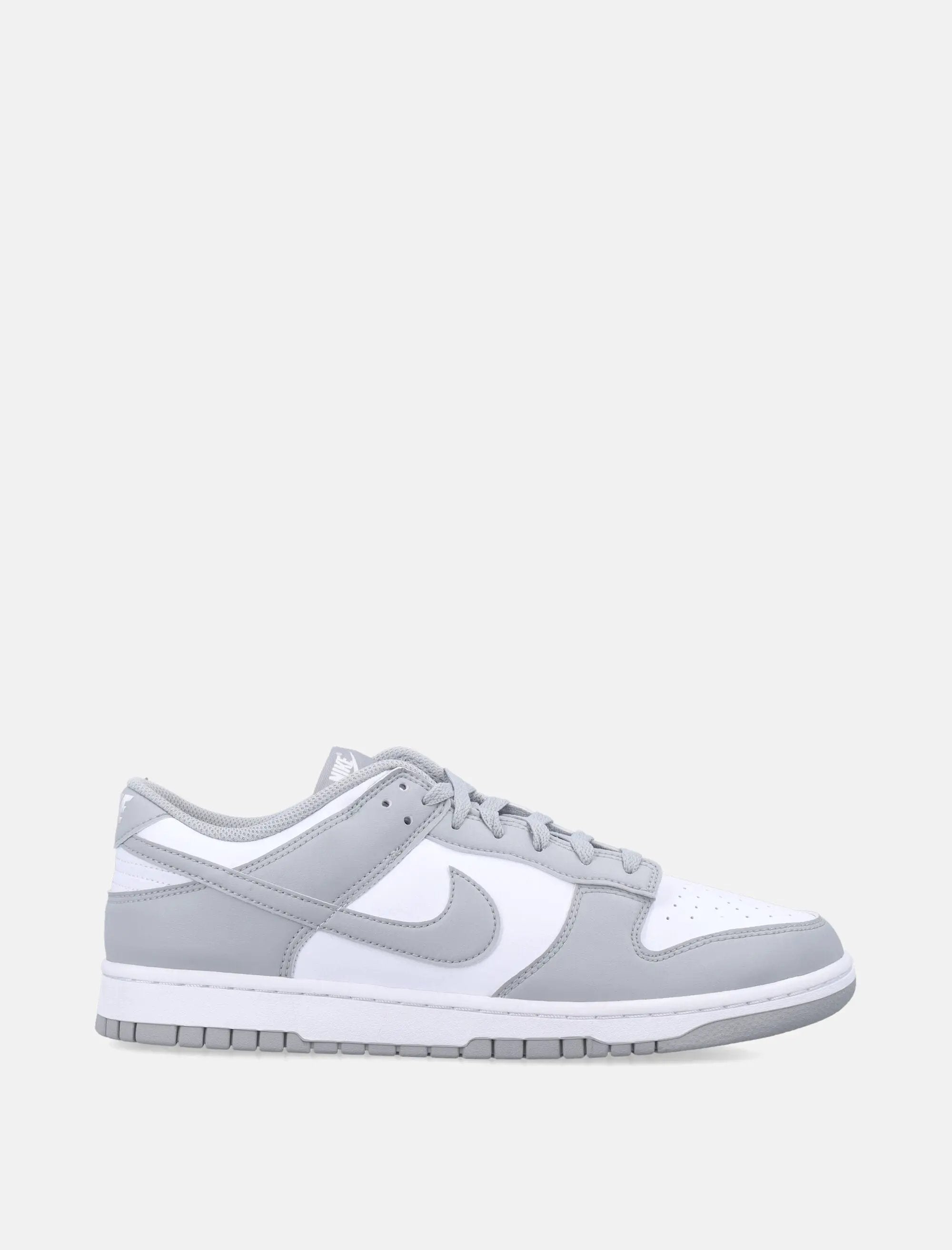 Оригінальна Dunk Low Retro Sneakers Nike – боковий вид