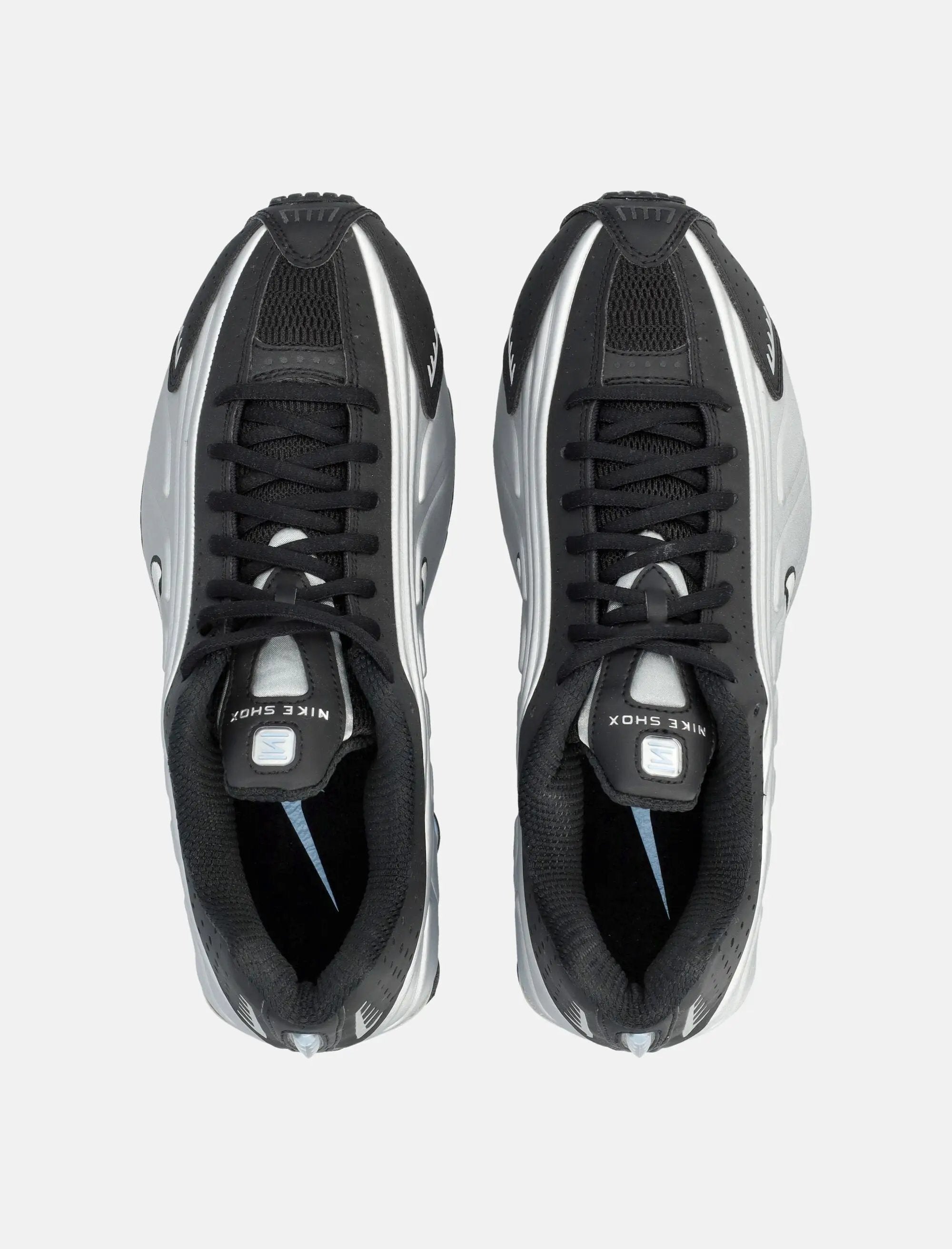 Оригінальна Shox R4 Running Sneakers Nike – вид ззаду