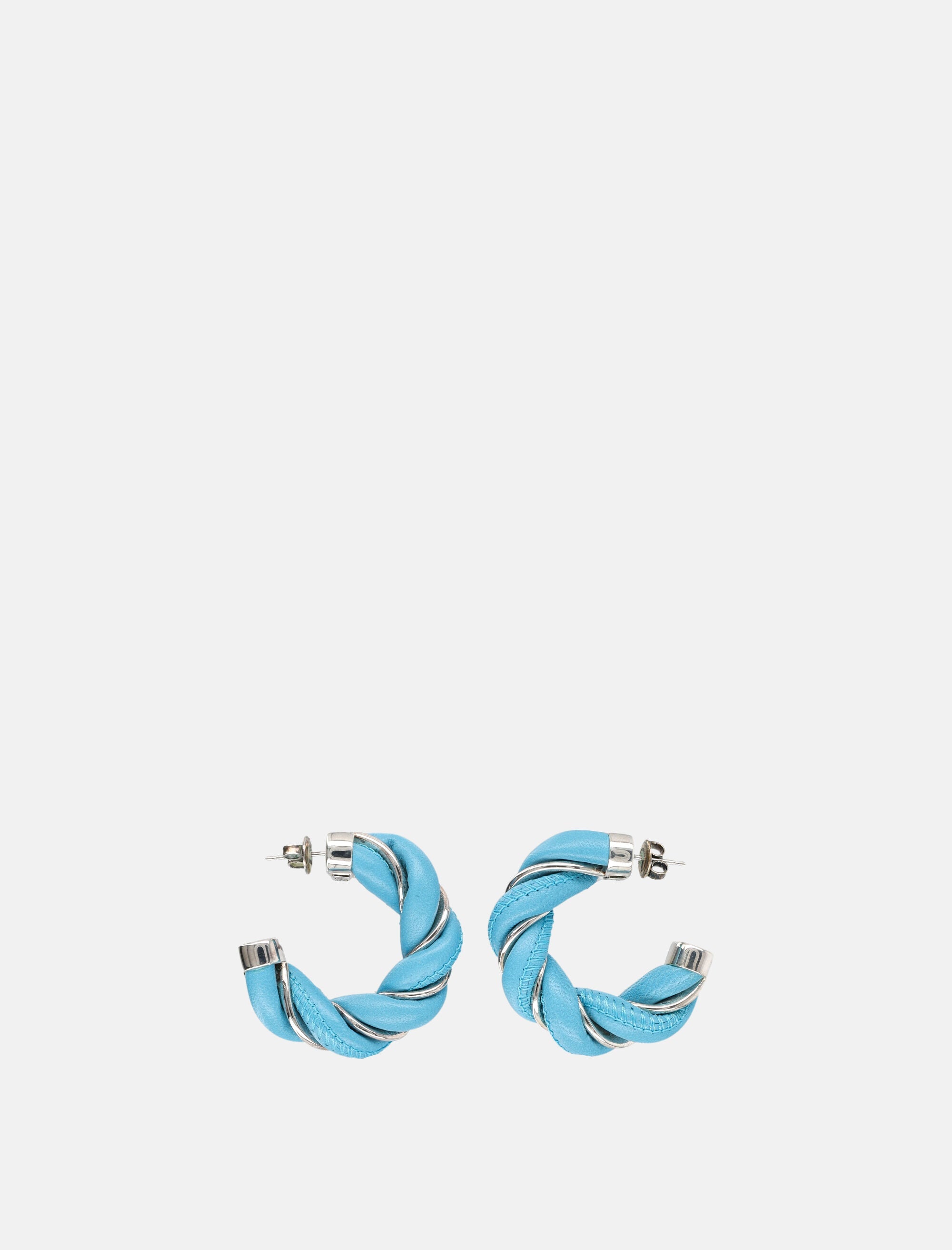 Оригінальна Twisted Leather And Silver Hoop Earrings Bottega veneta – боковий вид