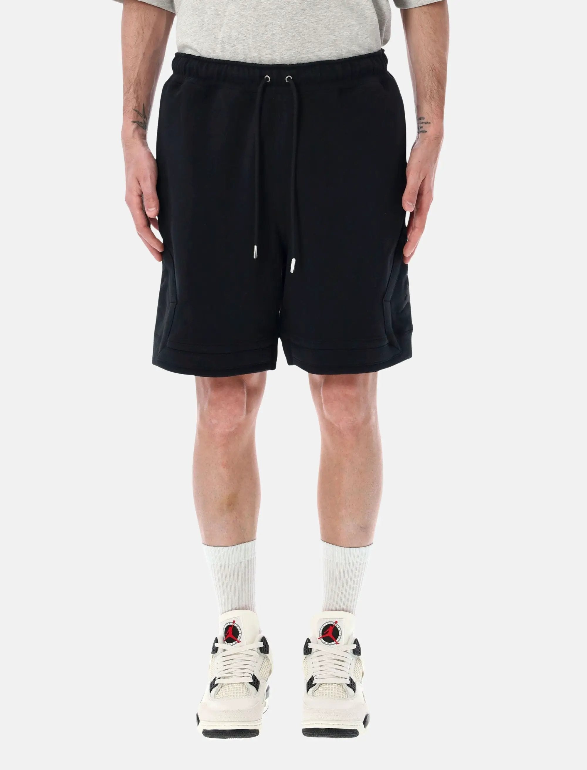 Diamond Fleece Shorts Nike – Гарантія оригінальності – боковий вид