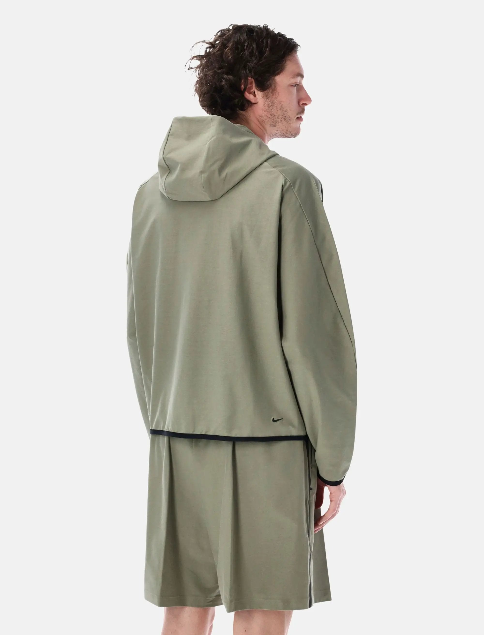 Tech Windrunner Jacket Nike оригінал – Купити в Україні – вид ззаду