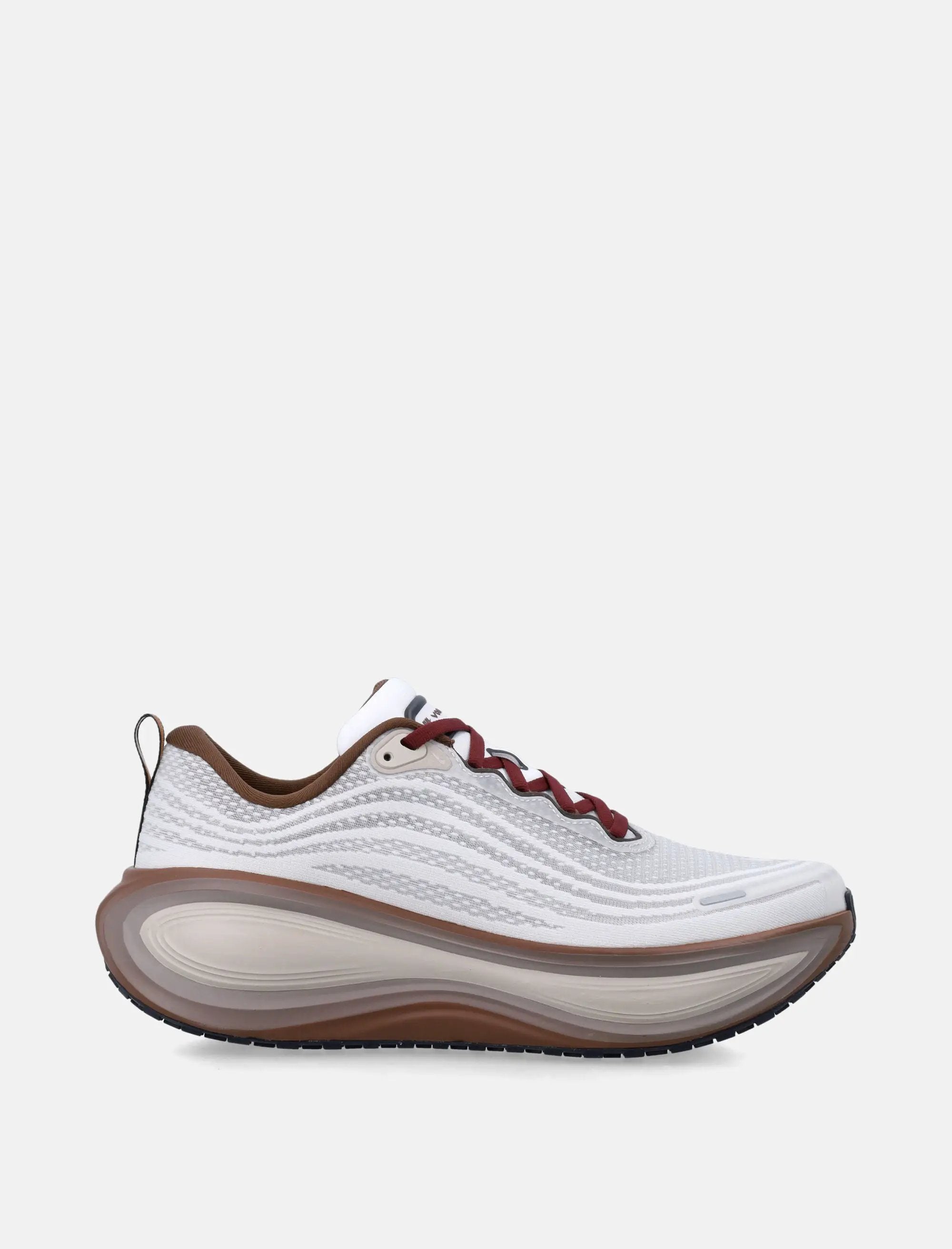 Оригінальна Vomero Plus Zoomx Sneakers Nike – боковий вид