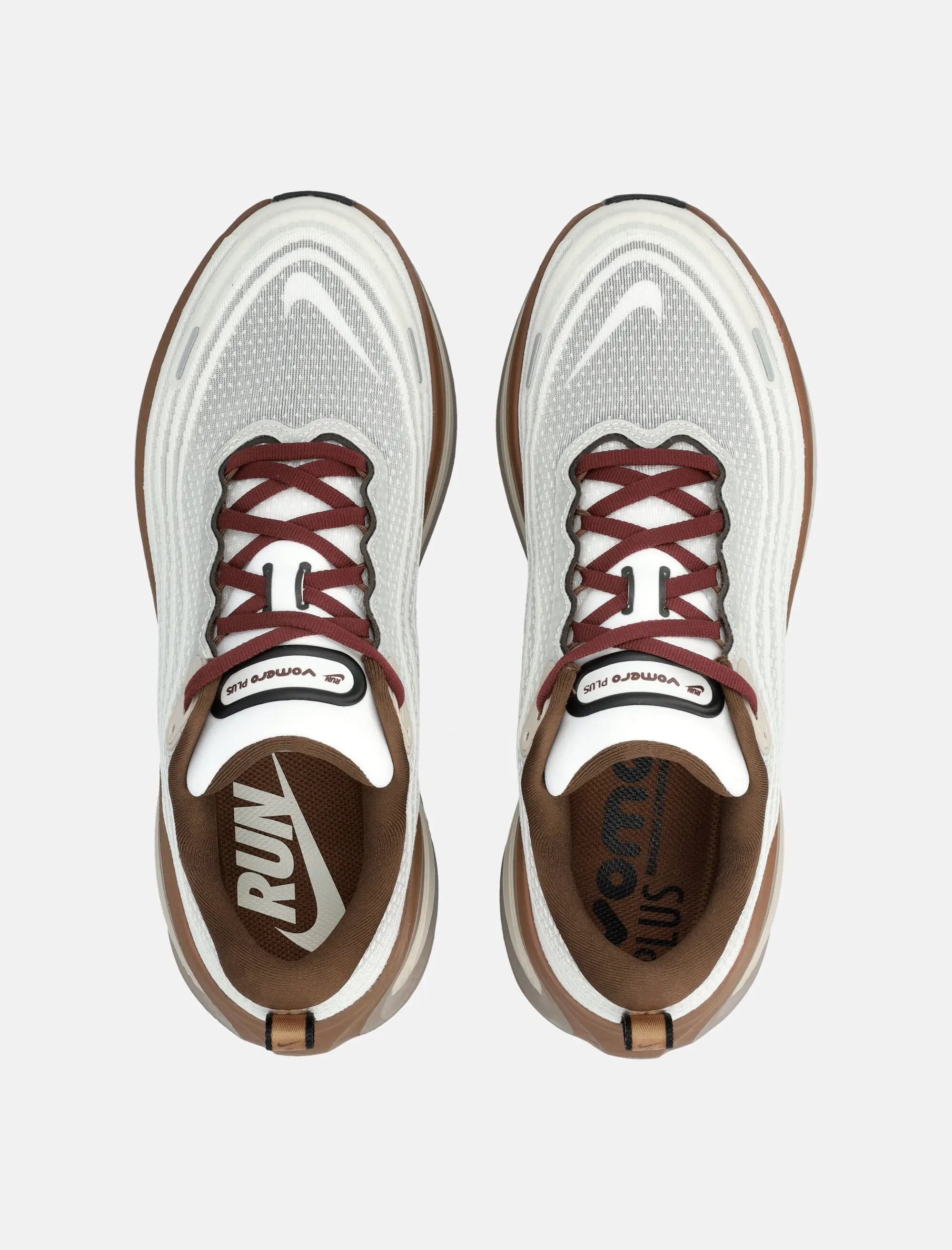 Оригінальна Vomero Plus Zoomx Sneakers Nike – вид ззаду