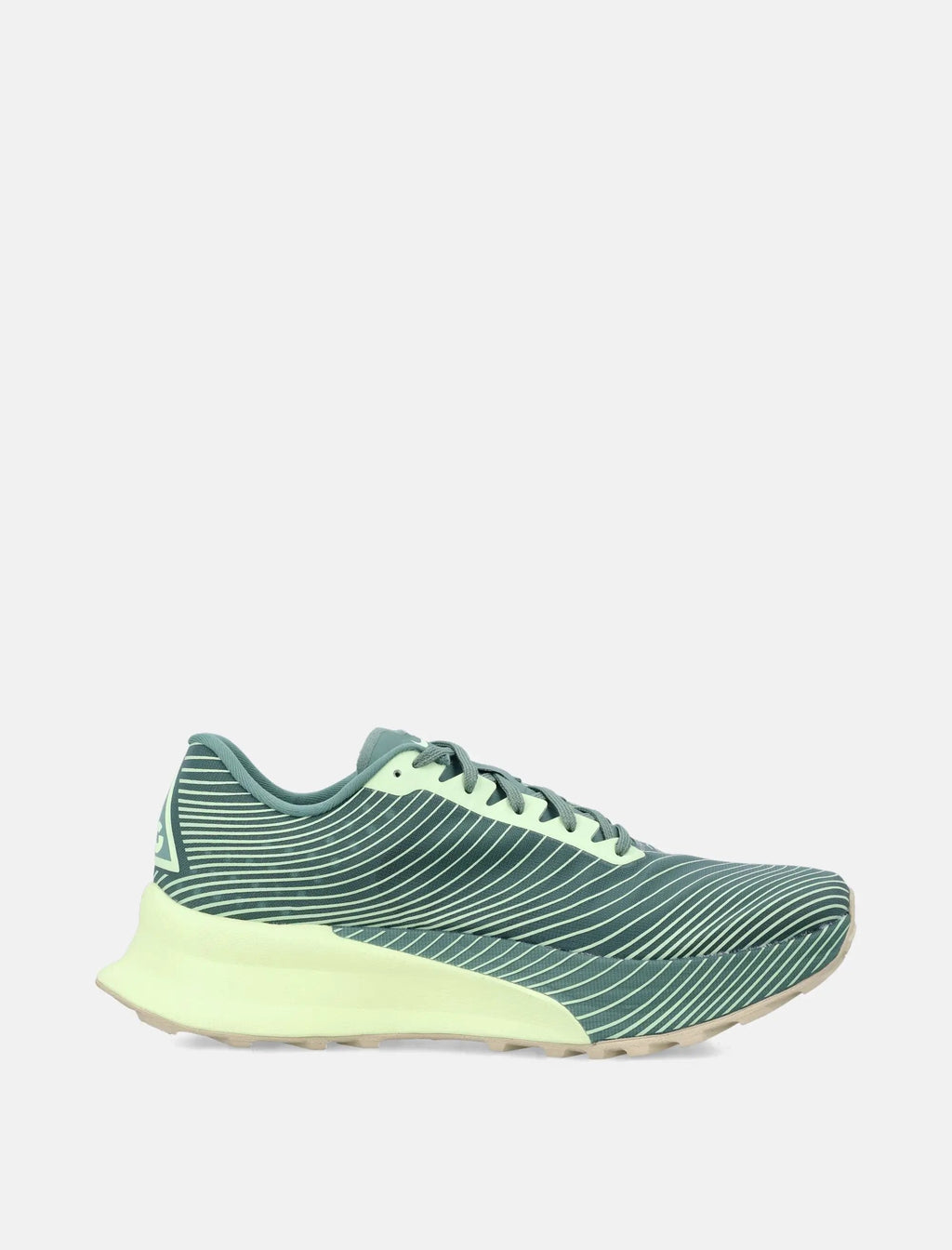 Оригінальна Ultrafly Trail Sneakers Nike – боковий вид