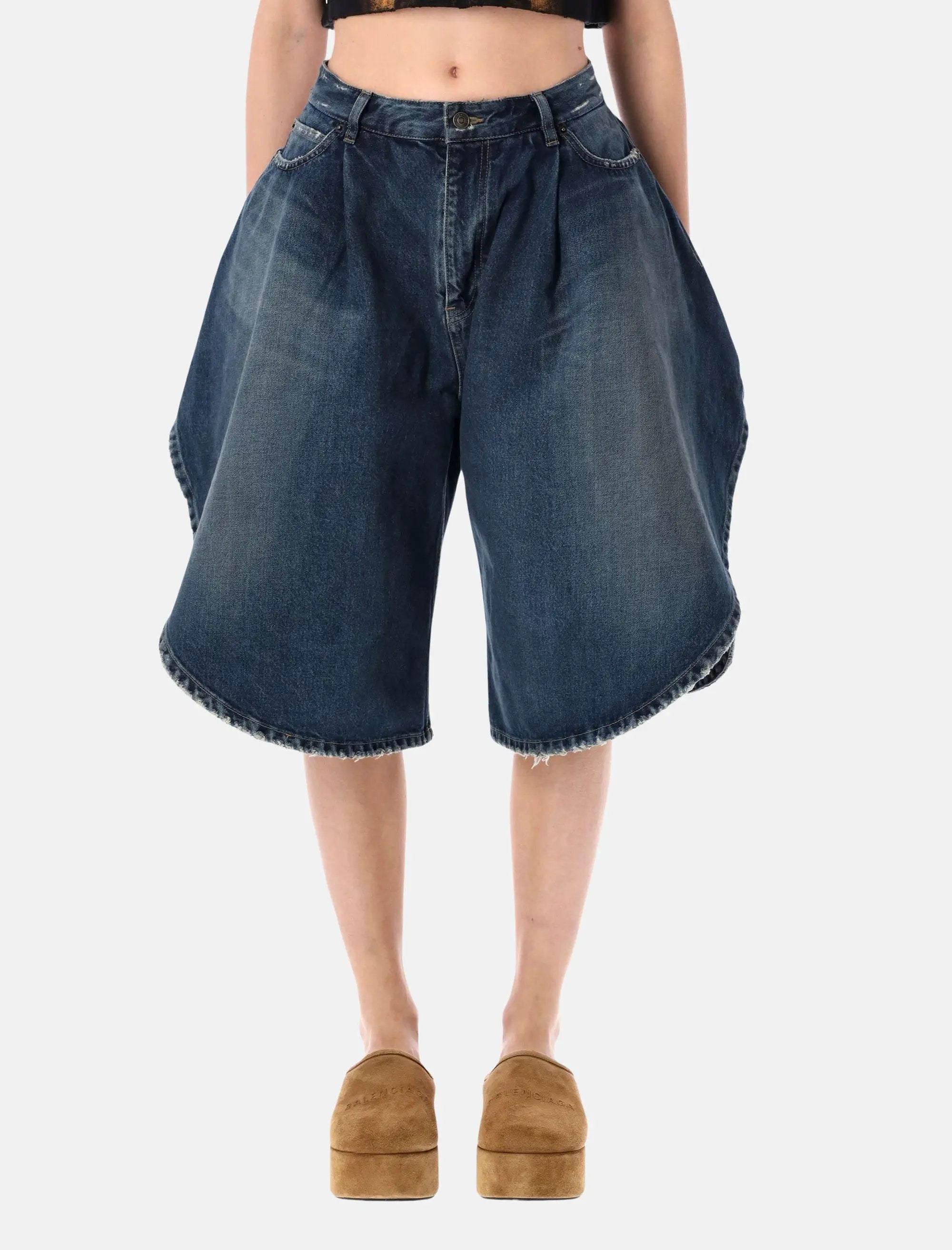 Оригінальна Dark Denim Tulip Bermuda Balenciaga – боковий вид