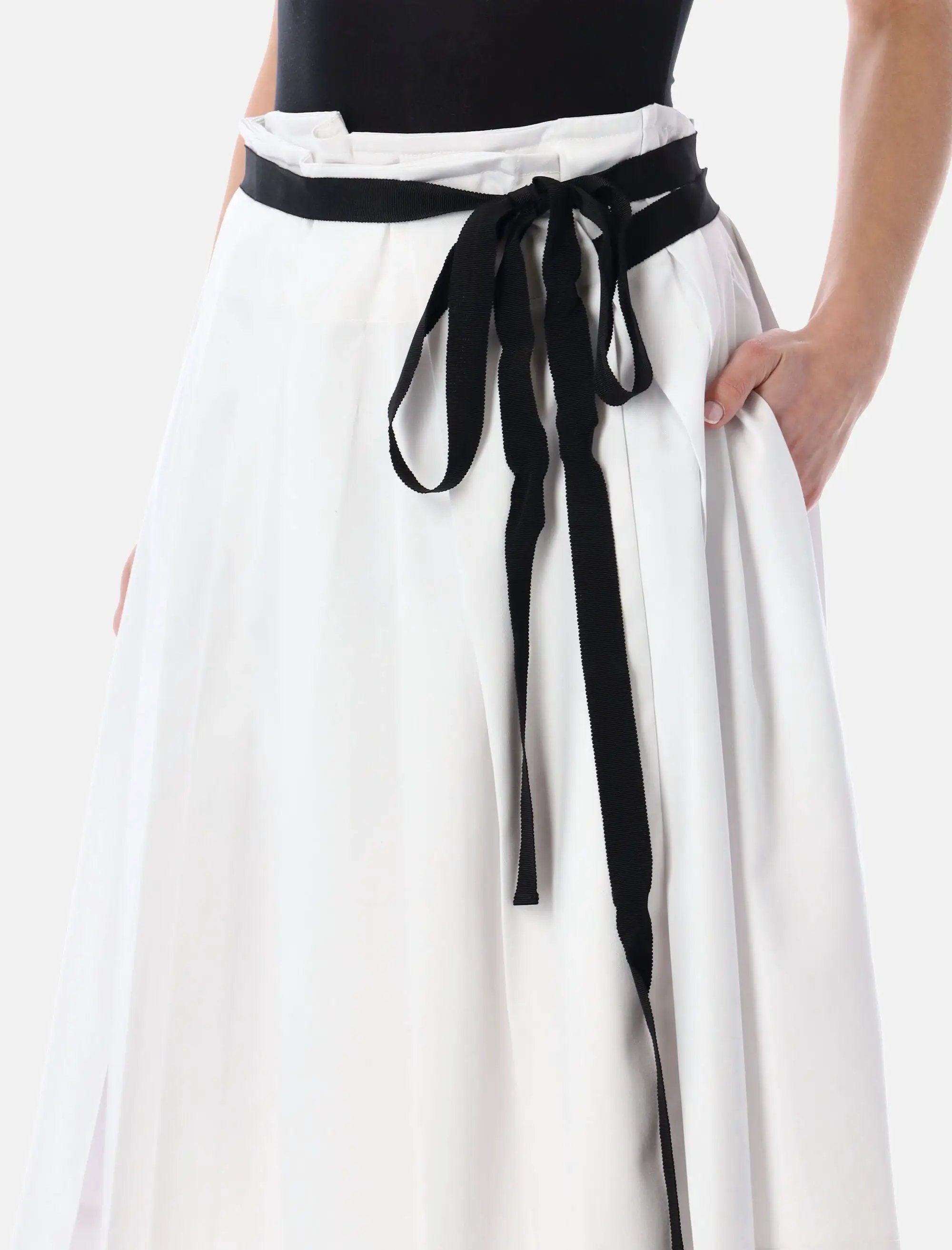 Belted Gabardine Pleated Skirt Prada – Гарантія оригінальності – детальний вид