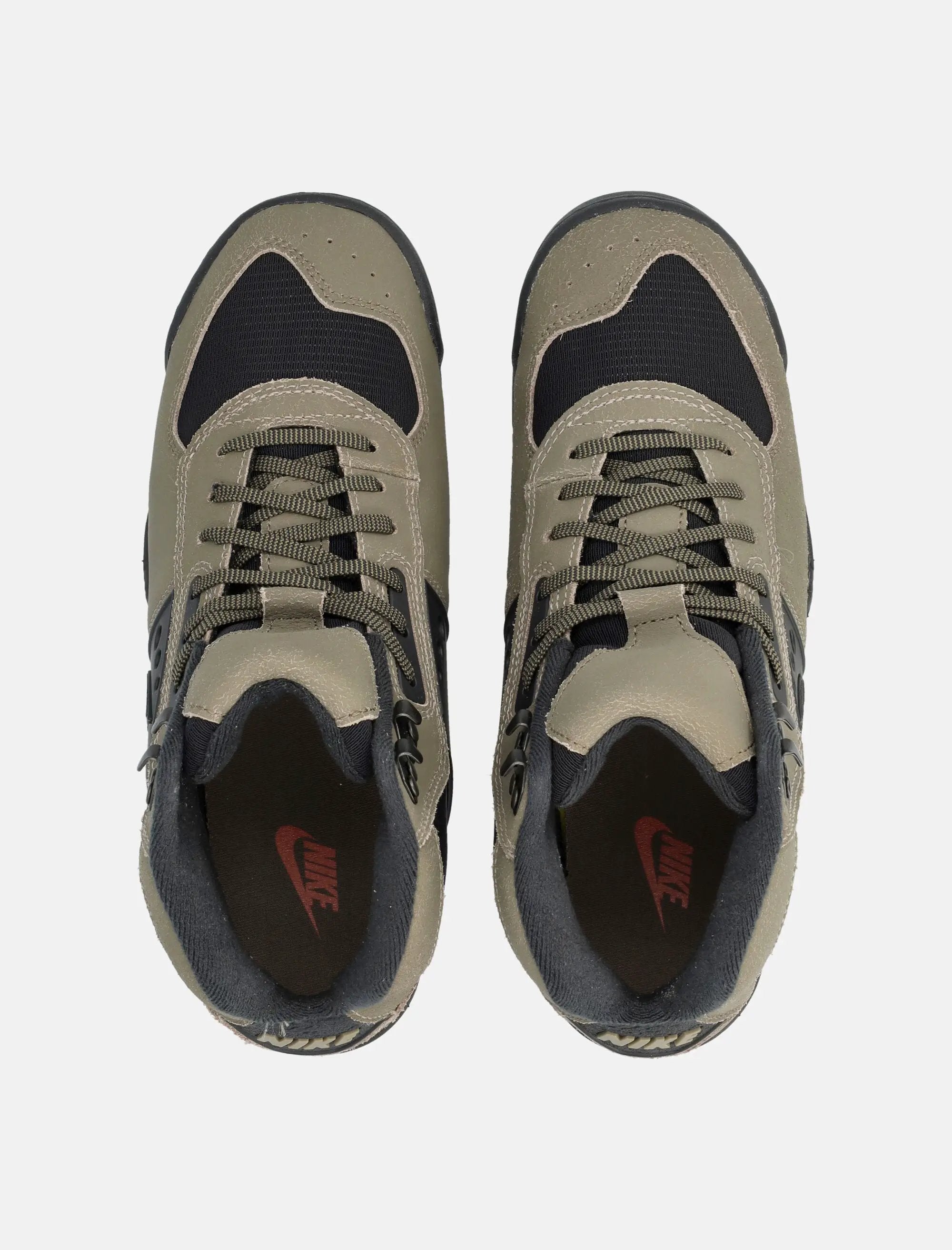 Baltoro Suede Sneakers Nike оригінал – Купити в Україні – вид ззаду