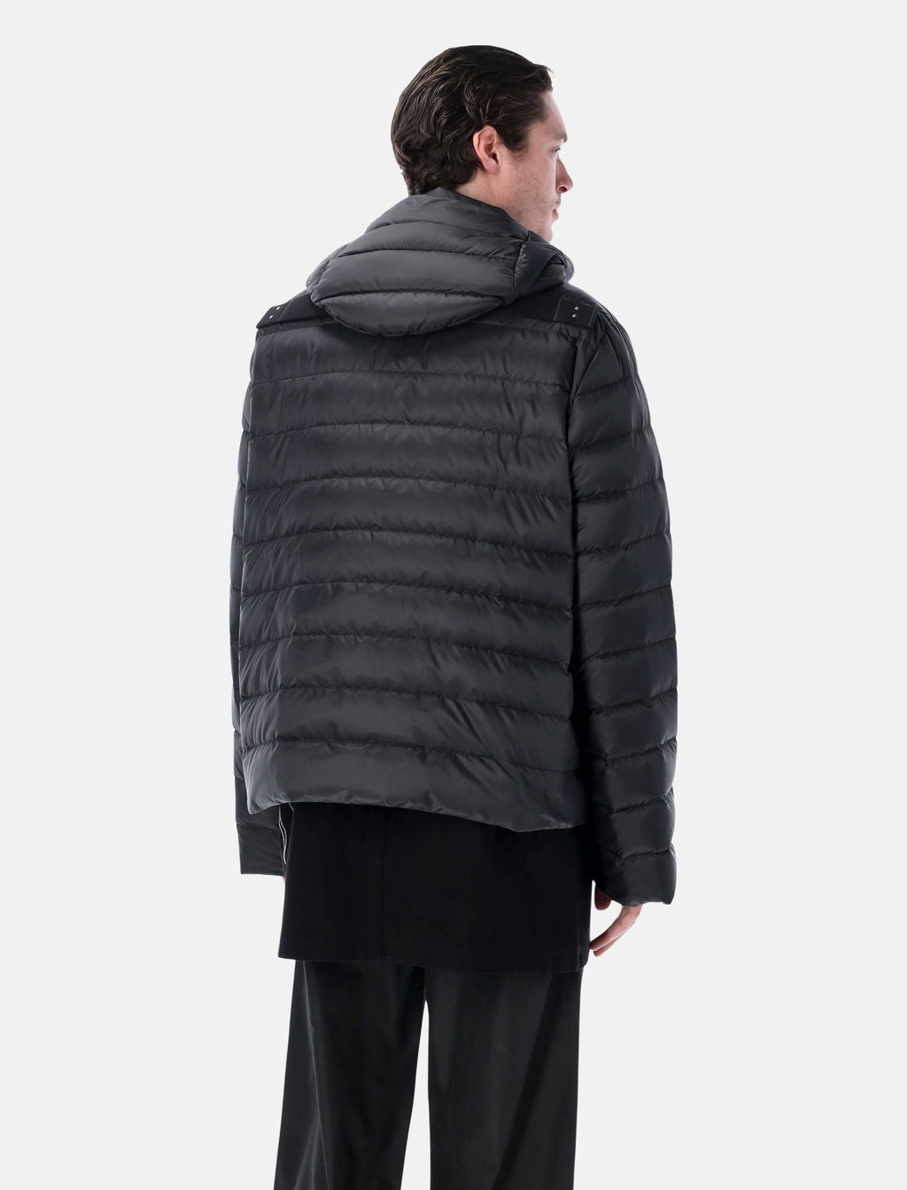Moncler Outerwear оригінал | Швидка доставка Україна – вид ззаду