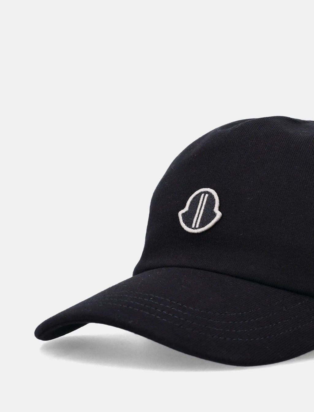 Оригінальна Baseball Cap Moncler – вид ззаду