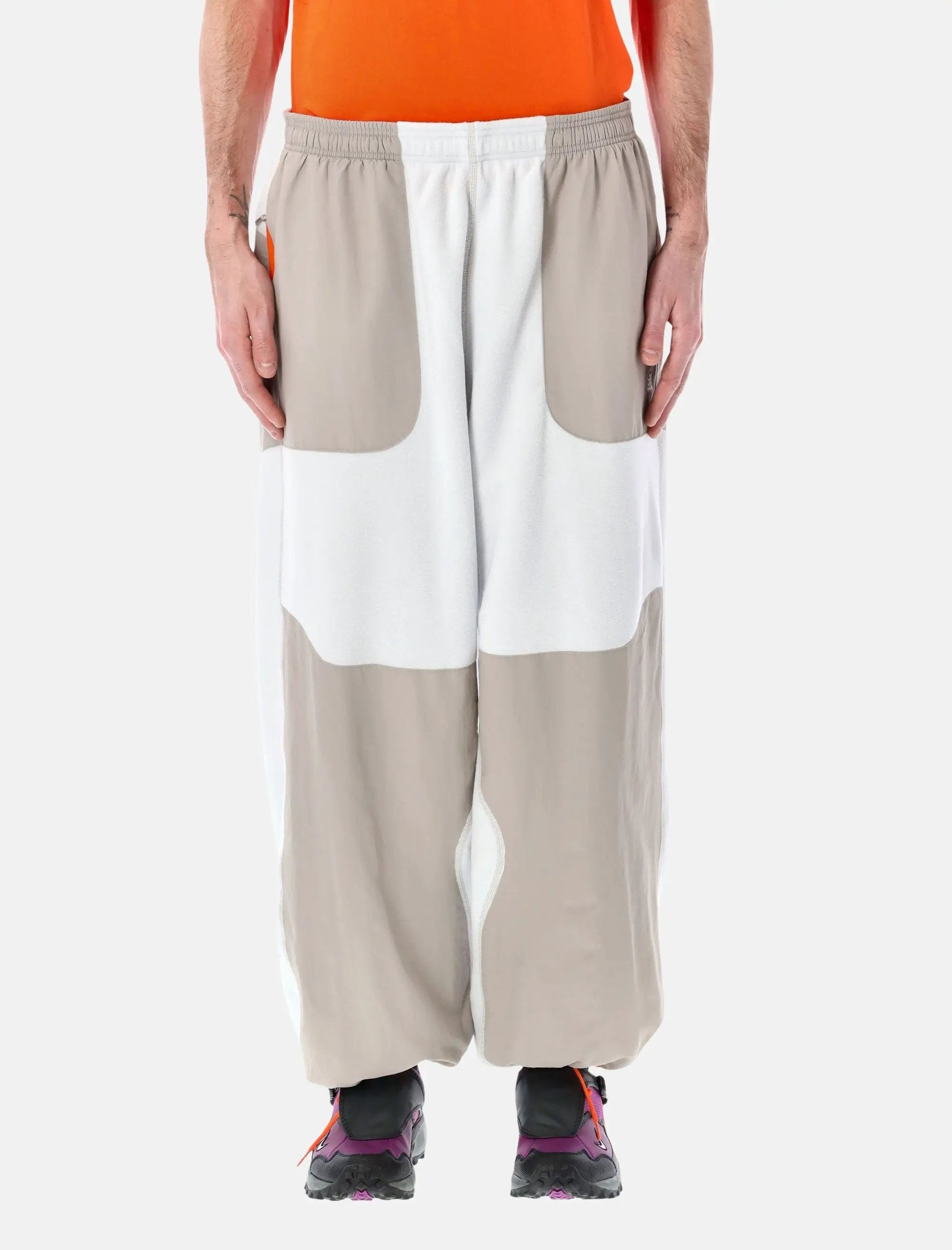 Оригінальна Wolf Tree Plus Fleece Pants Nike – боковий вид