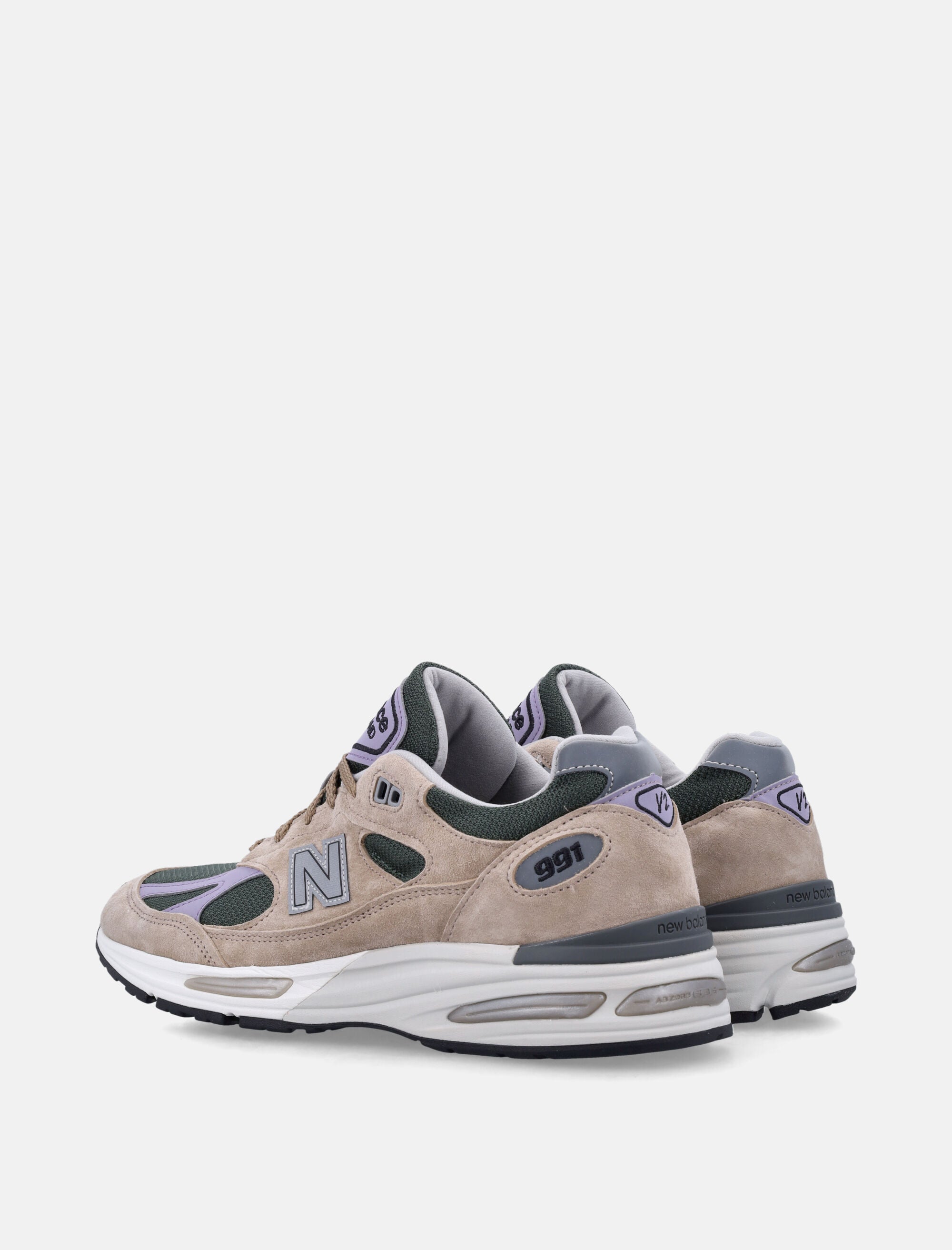 Оригінальна 991v2 Uk Sneakers New balance – боковий вид - NEW BALANCE