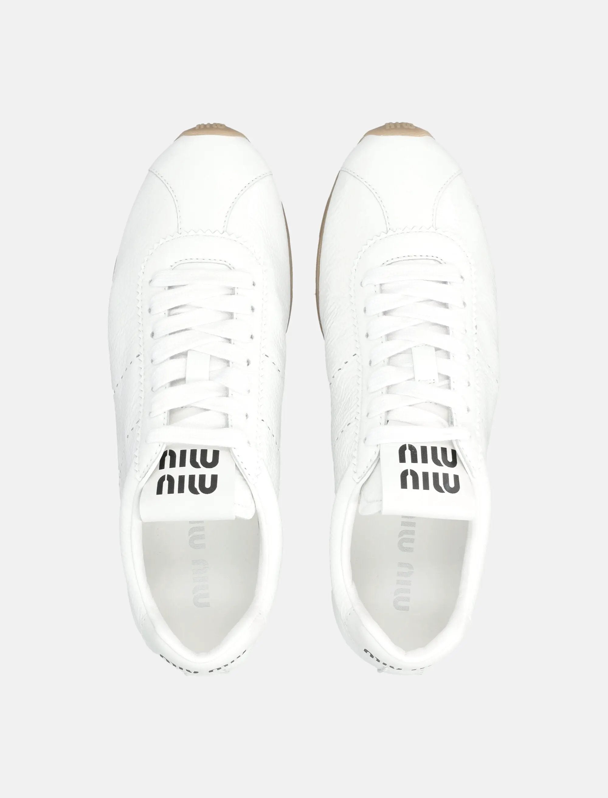 Plume Patent Leather Sneakers Miu miu – Гарантія оригінальності – вид ззаду