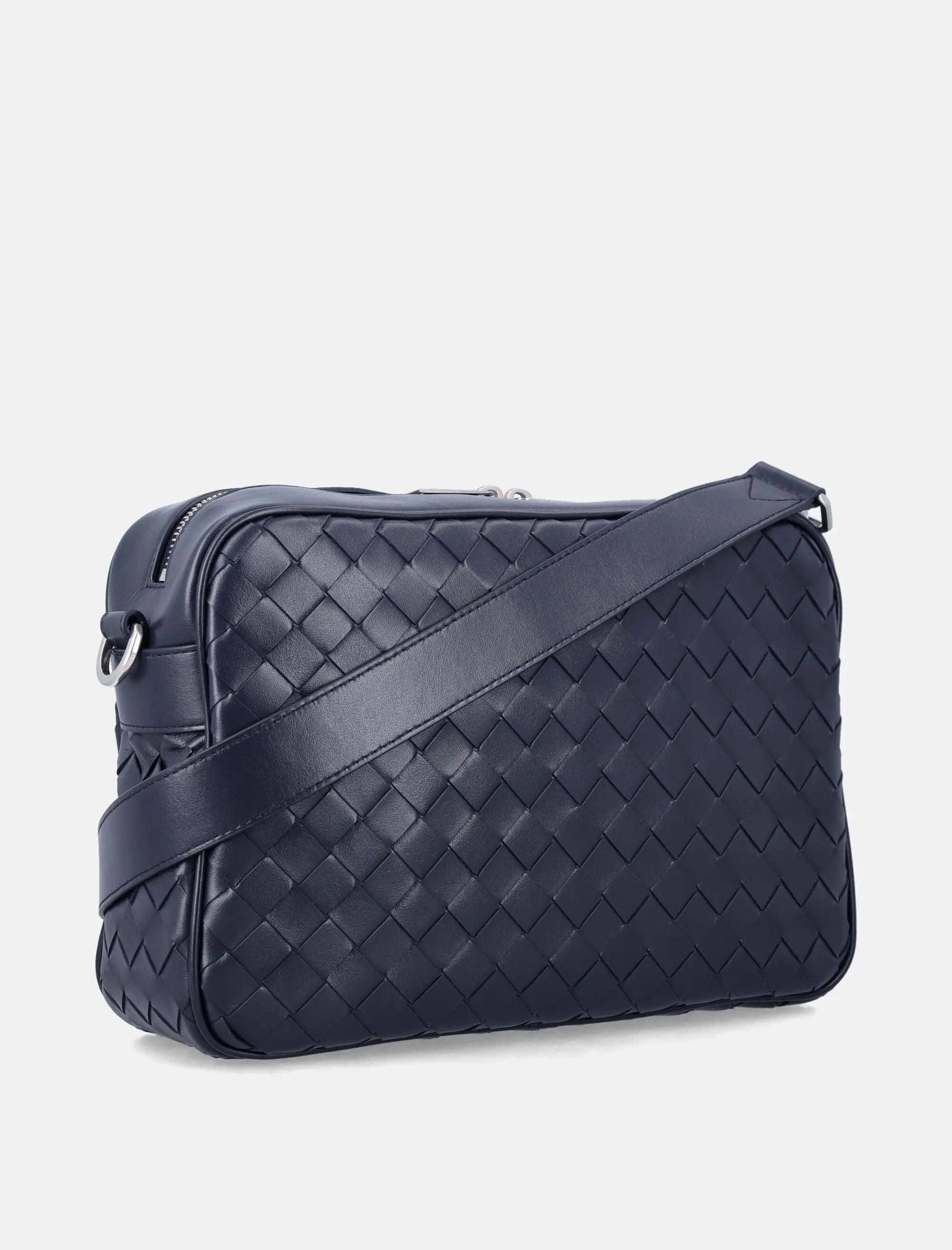 Оригінальна Intrecciato Camera Bag Bottega veneta – детальний вид