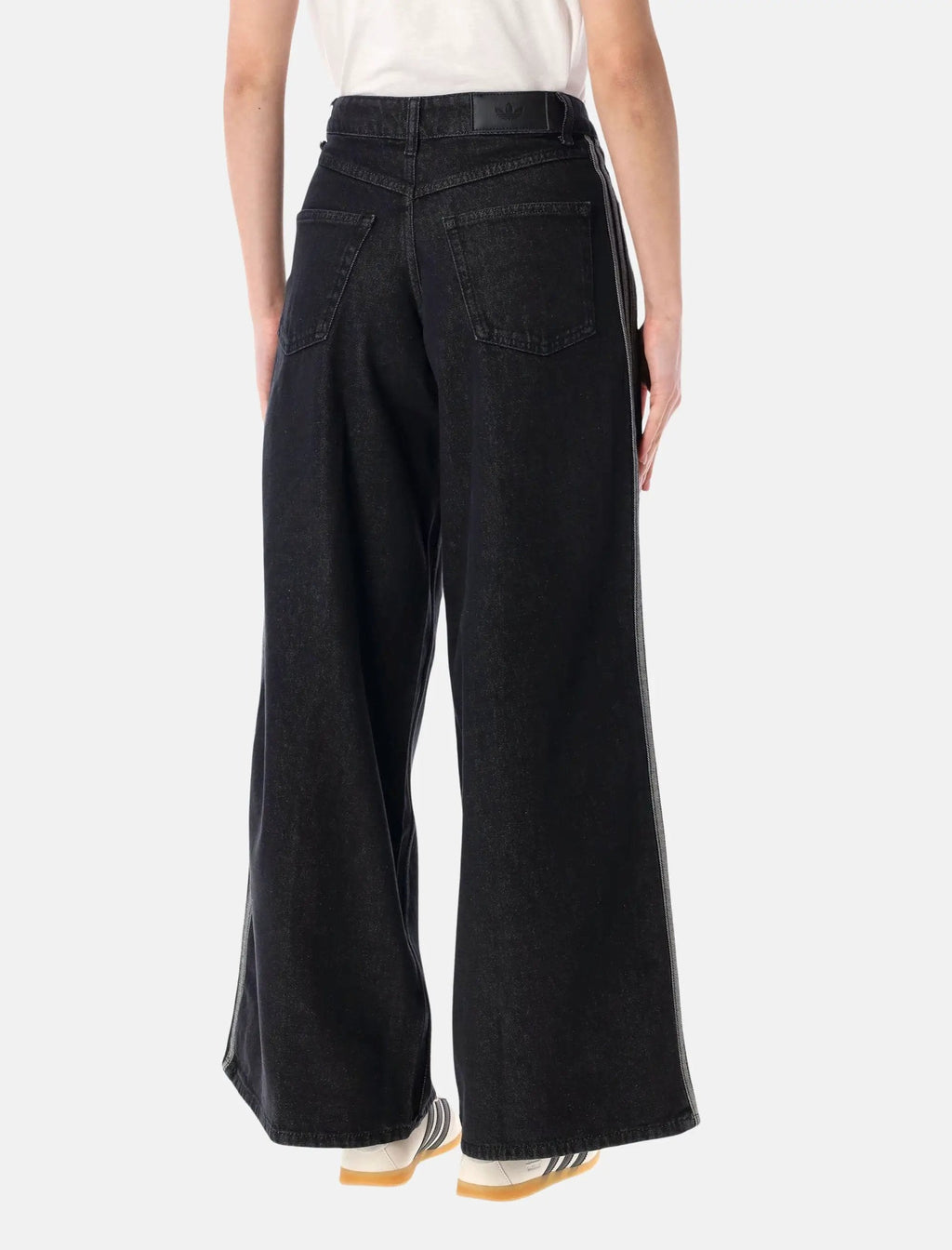 Оригінальна Firebird Adilenium Denim Track Pants Adidas – вид ззаду