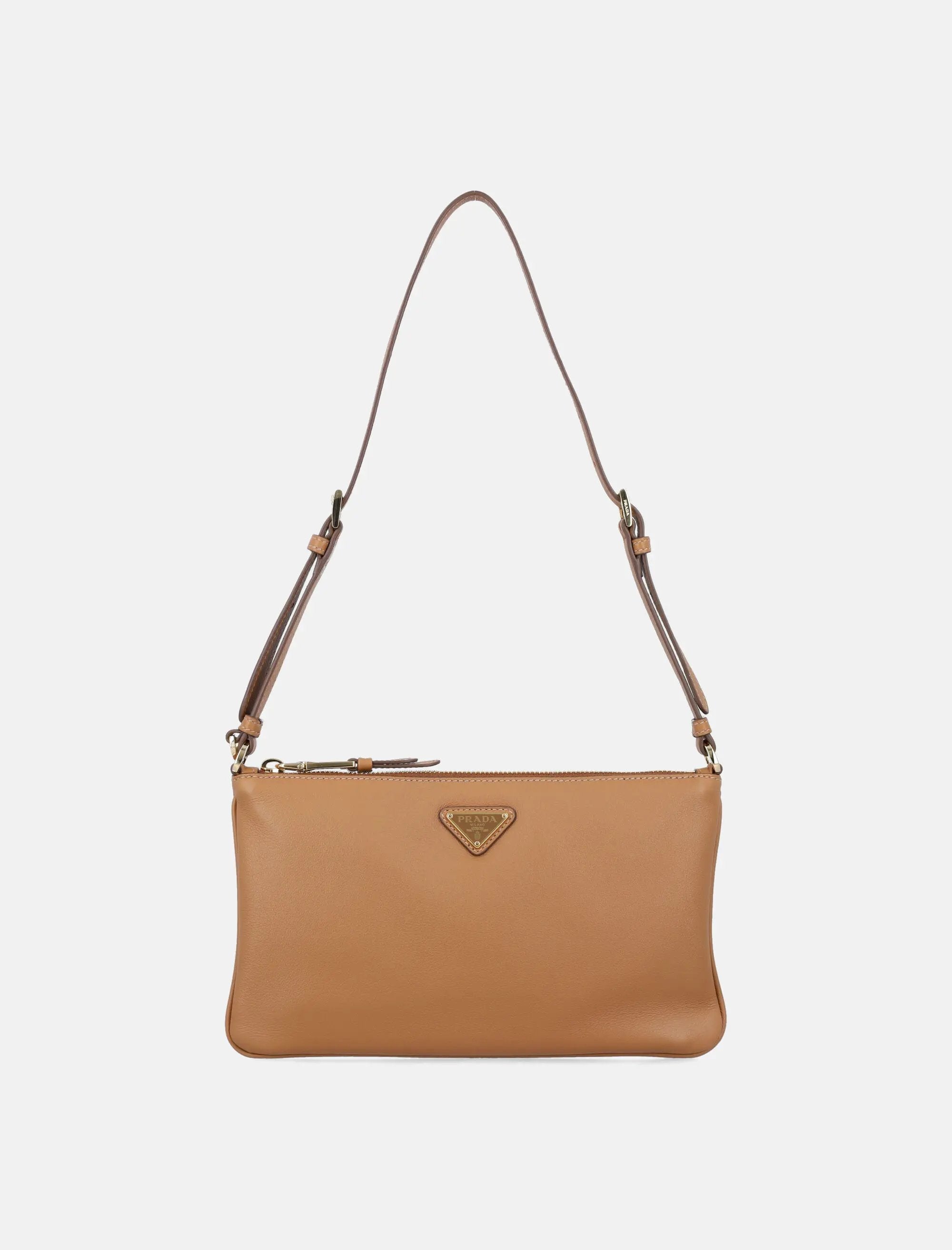 Leather Pouch With Logo Prada – Гарантія оригінальності – боковий вид