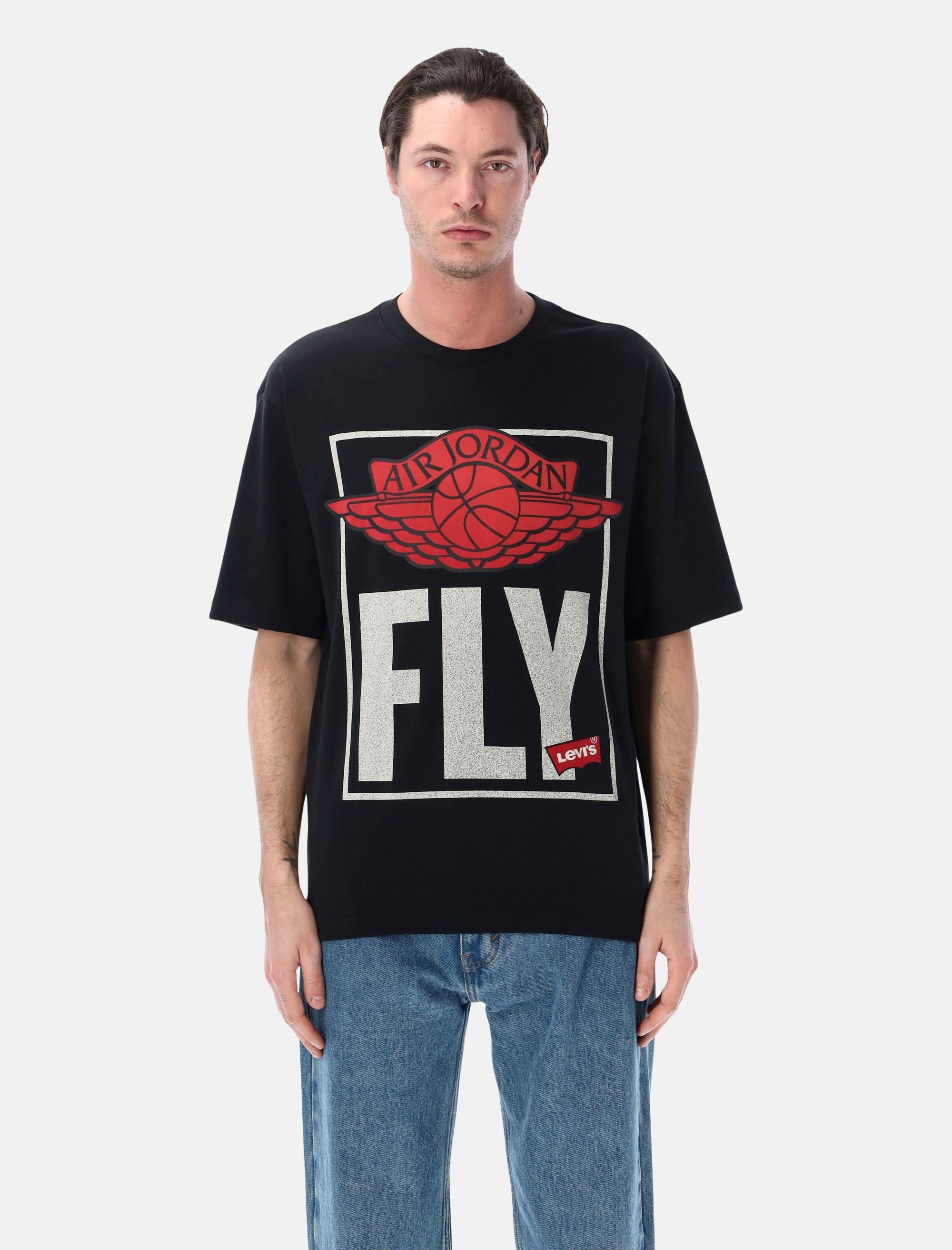 Оригінальна X Levis Relaxed T Shirt Nike – боковий вид
