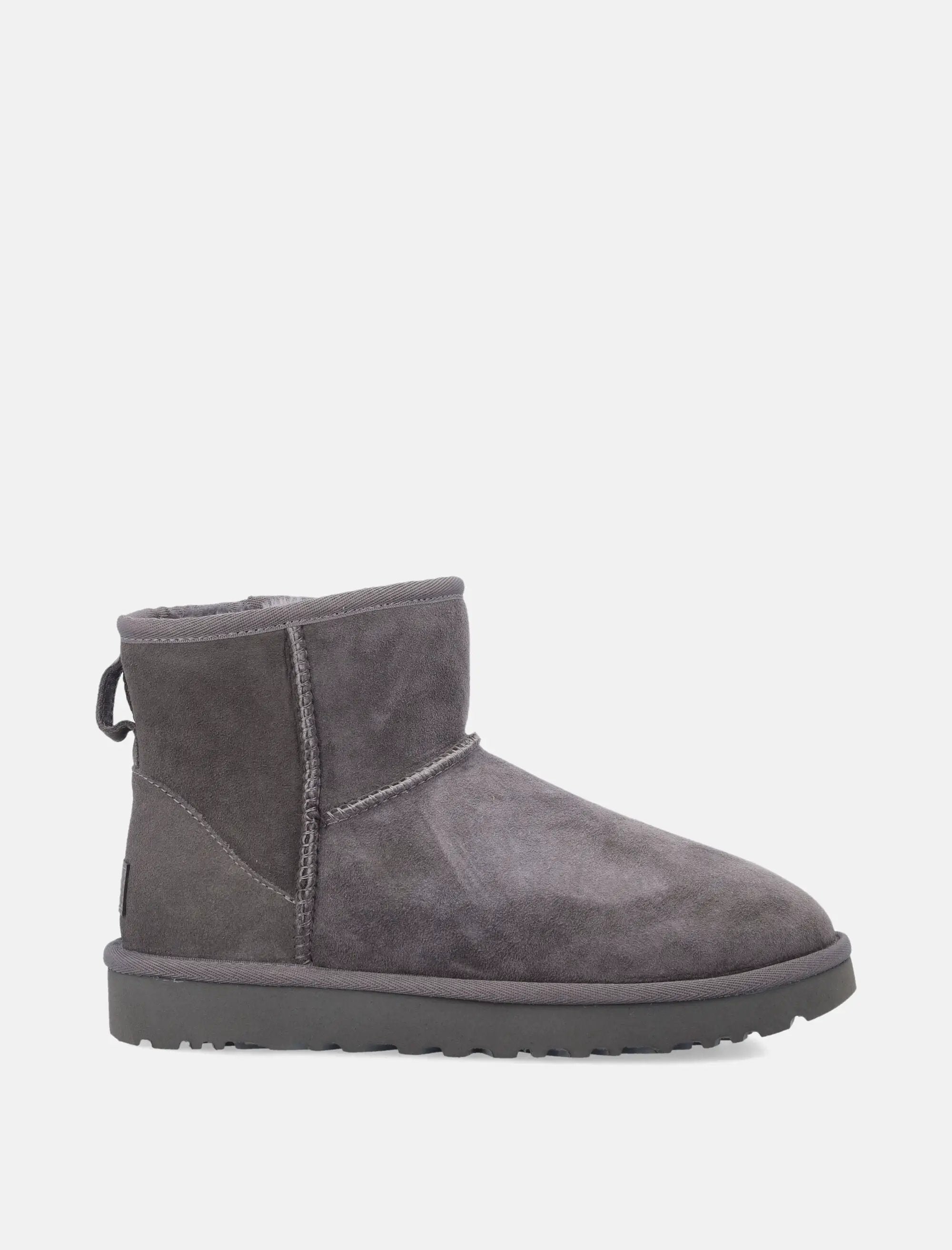 Classic Mini II Suede Boots With Shearling Lining Ugg оригінал – Купити в Україні – боковий вид