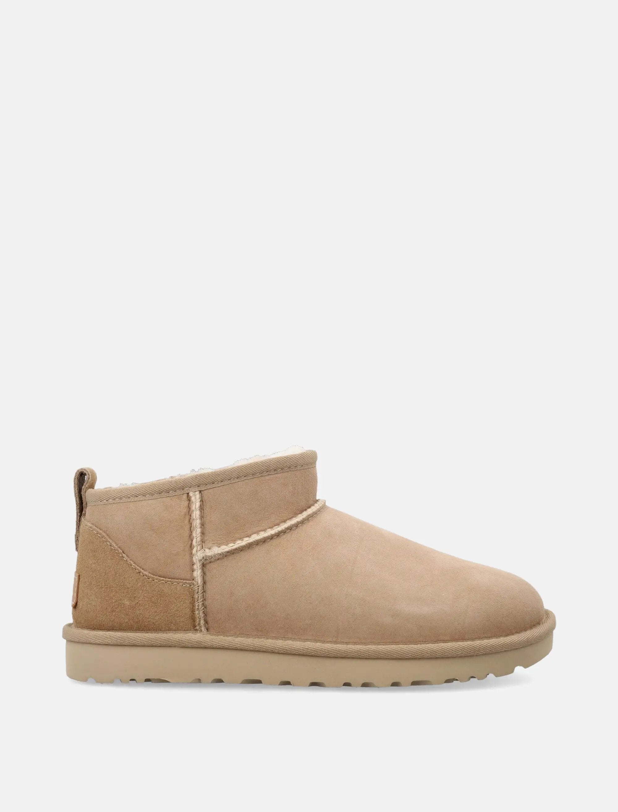 Оригінальна Classic Ultra Mini Suede Boots For Woman Ugg – боковий вид